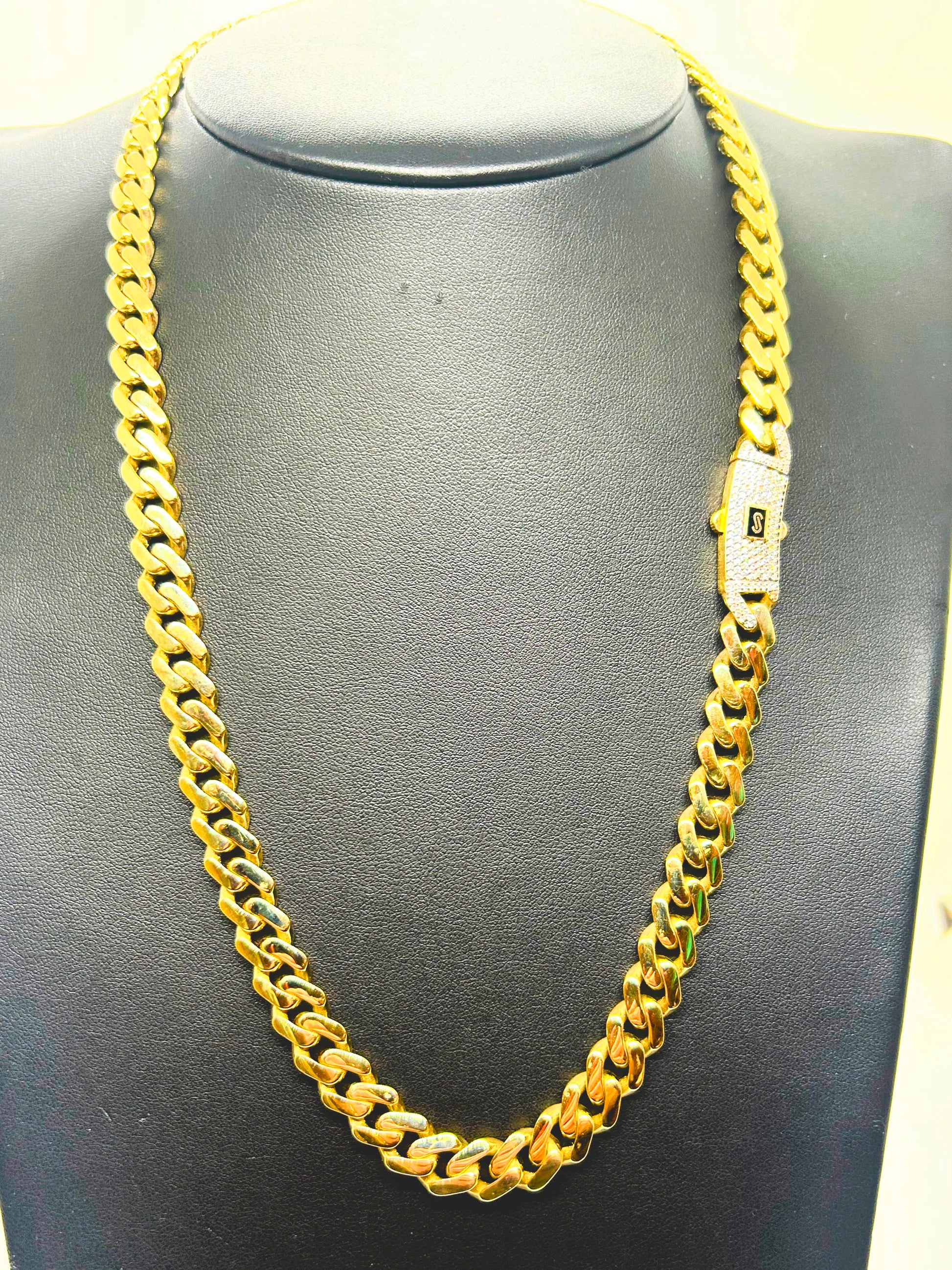 10k Gold Monaco Cuban chain 9.5mm