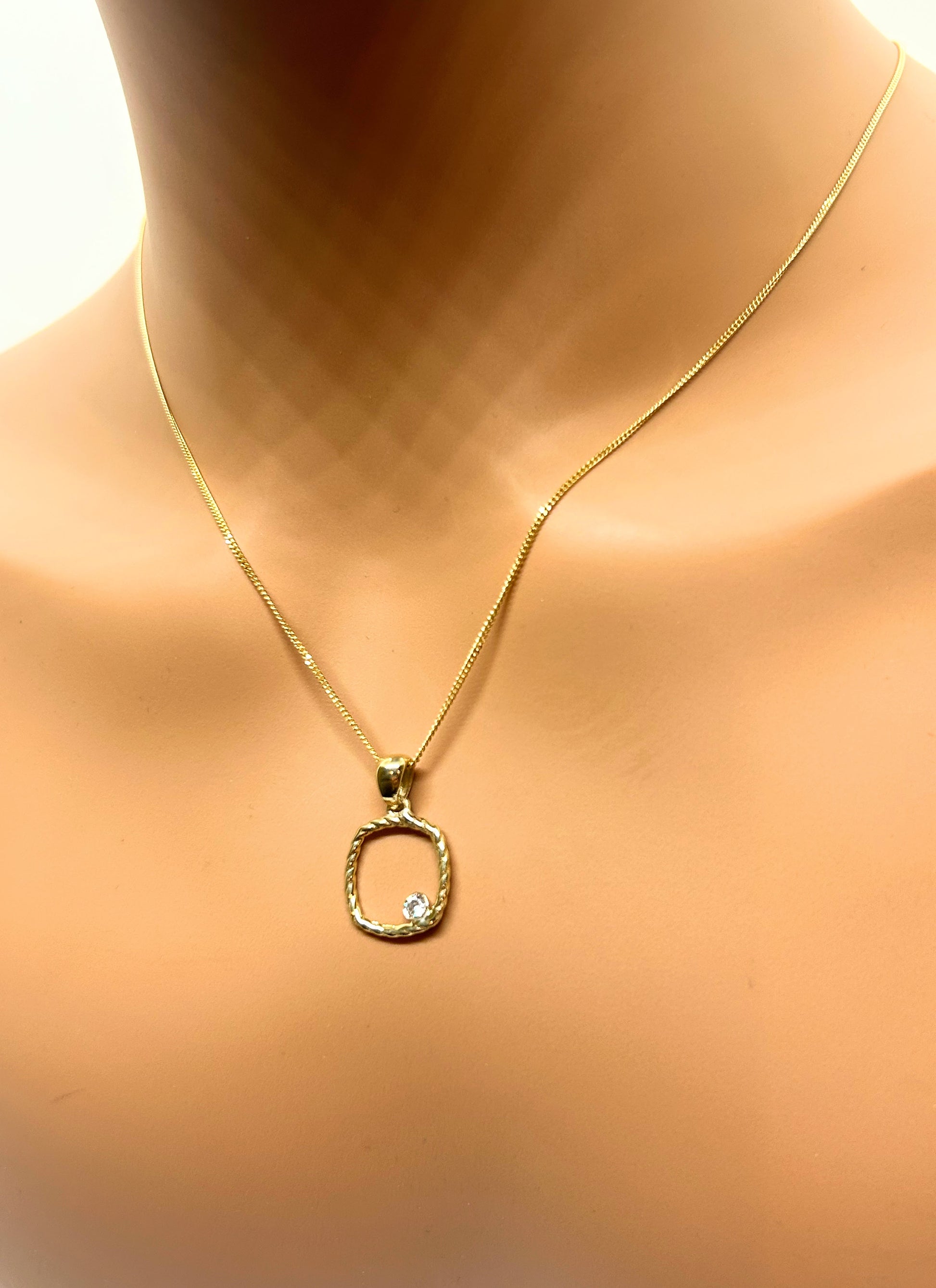 10k Gold Necklace with square pendant
