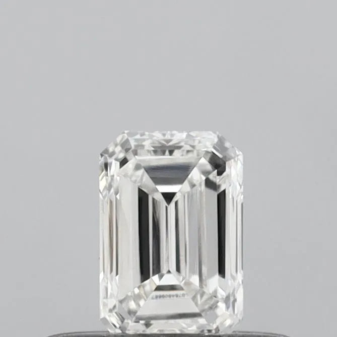 0.31ct Emerald Lab Grown Diamond (Colour G, Clarity VVS2, IGI Certified)