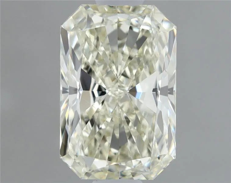 0.73ct Radiant Natural Diamond (Colour J, Clarity VVS2, Cut VG, IGI Certified)