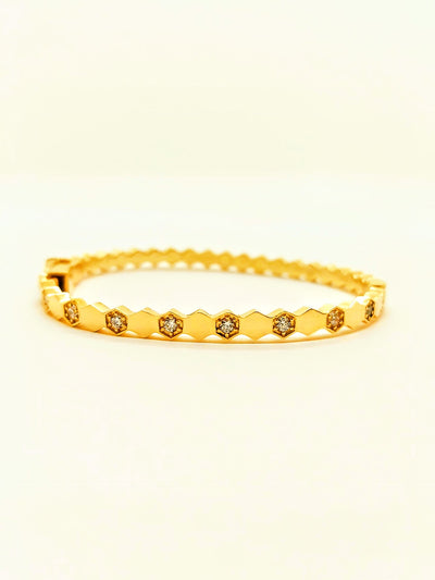 Customizable 10k 14k 18k Bangle Bracelet, Personalized bangle Bracelet with Natural Diamonds, Lab Diamonds, and CZ, Custom Cuff Oval Bangle, Secure Bangle, Fashionable gift