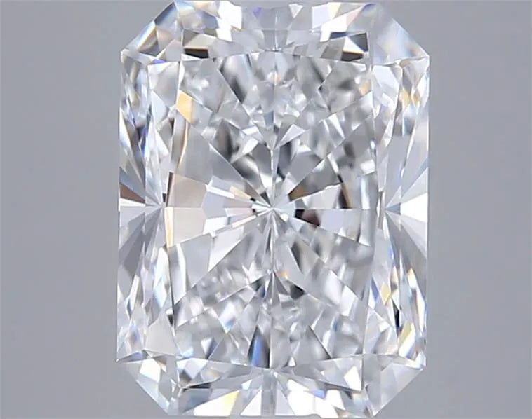 2.36ct Radiant Lab Grown Diamond (Colour D, Clarity VVS2, GIA Certified)