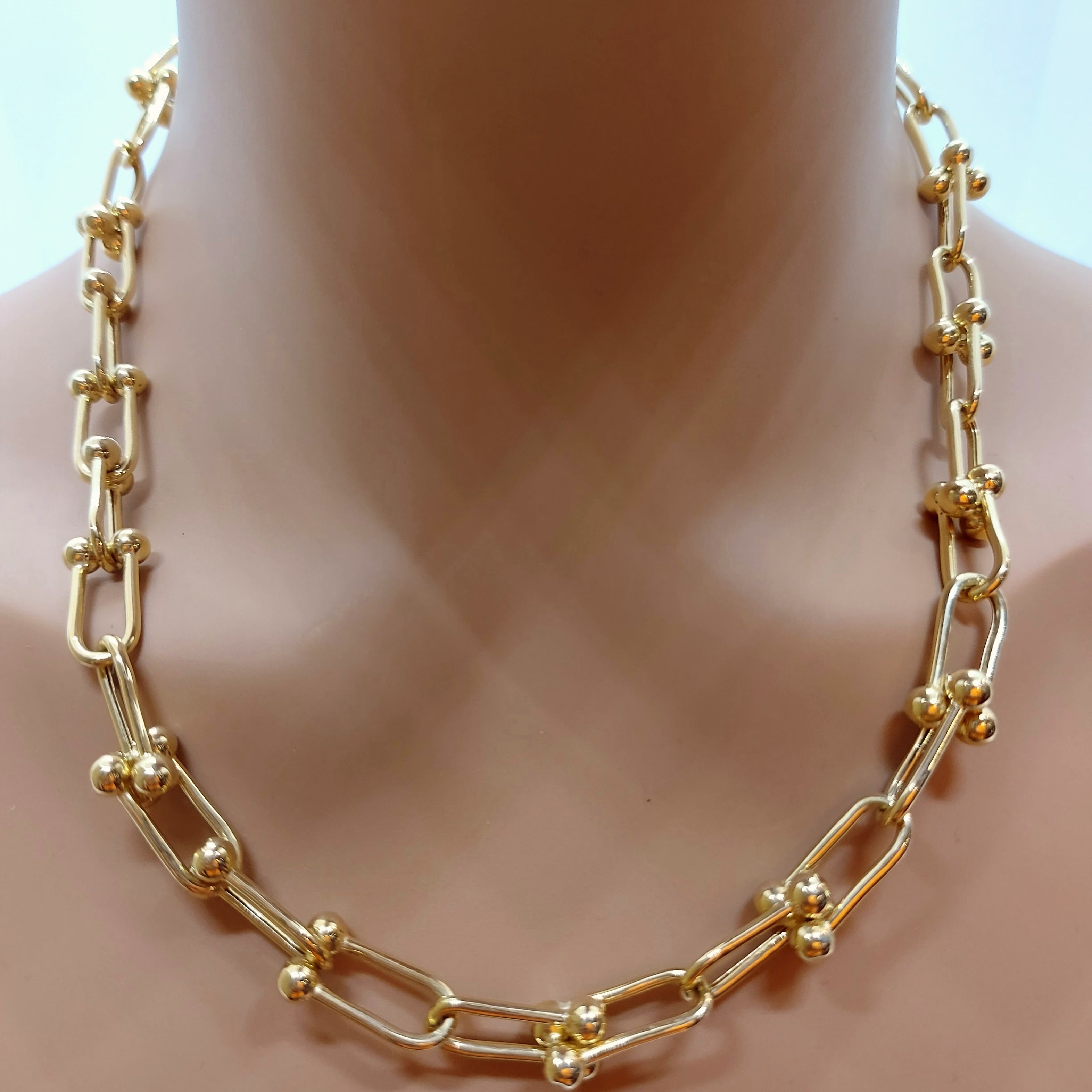 Collier U en or 10K à Montréal | Bijouterie Panther