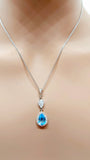 Collier poire 14 carats topaze bleue avec diamants