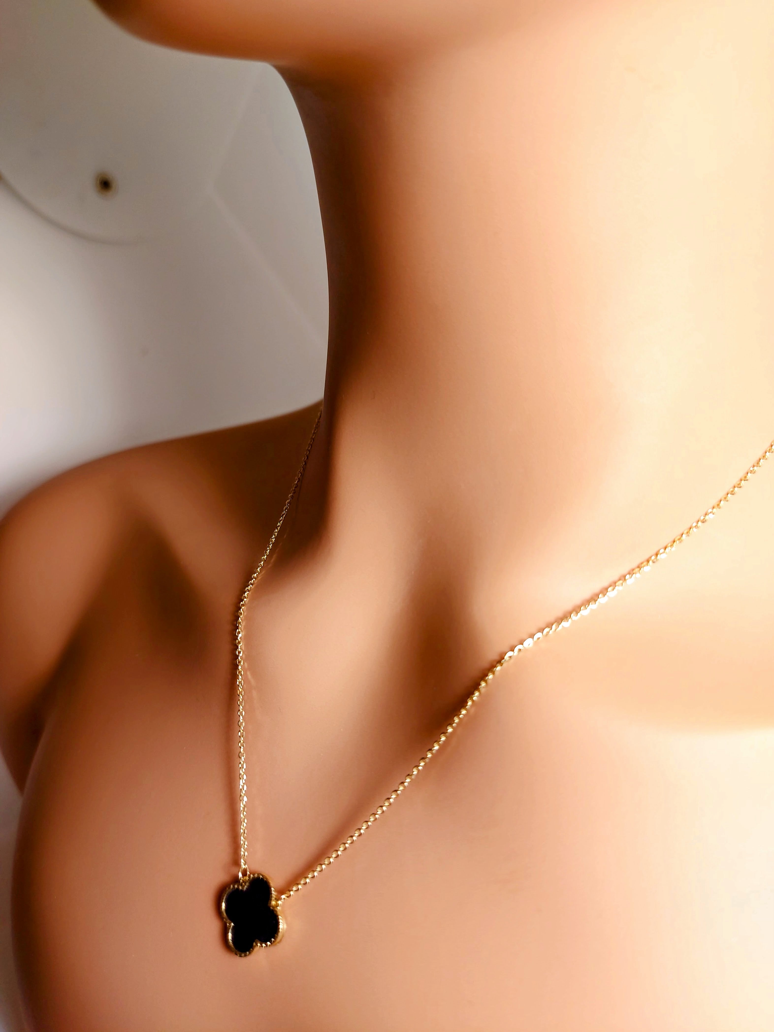 Gold Clover Necklaces | Panther Jewelry – Bijouterie-Panthère