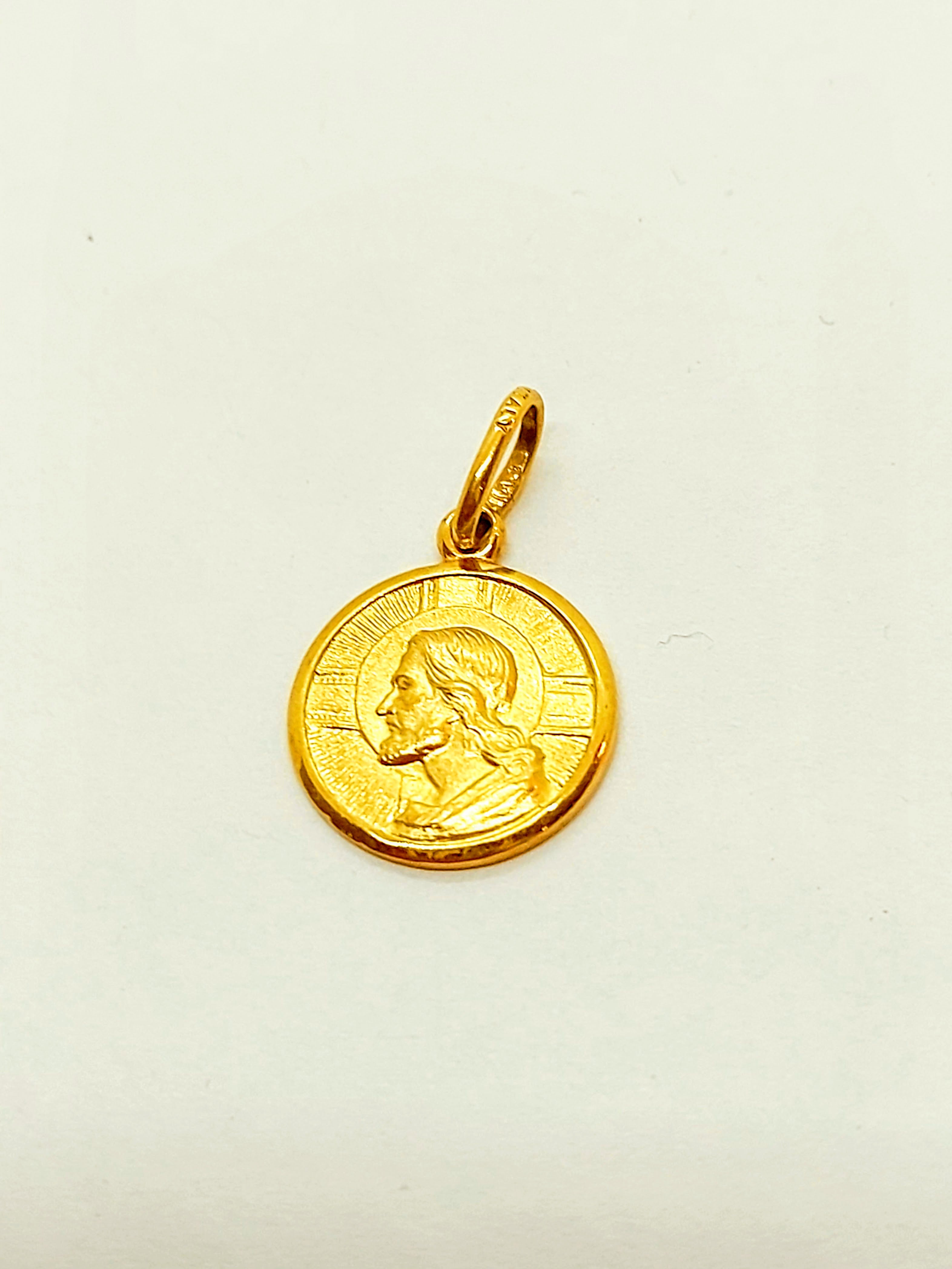Pendentif Sacré-Cœur de Jésus en or massif 14 carats