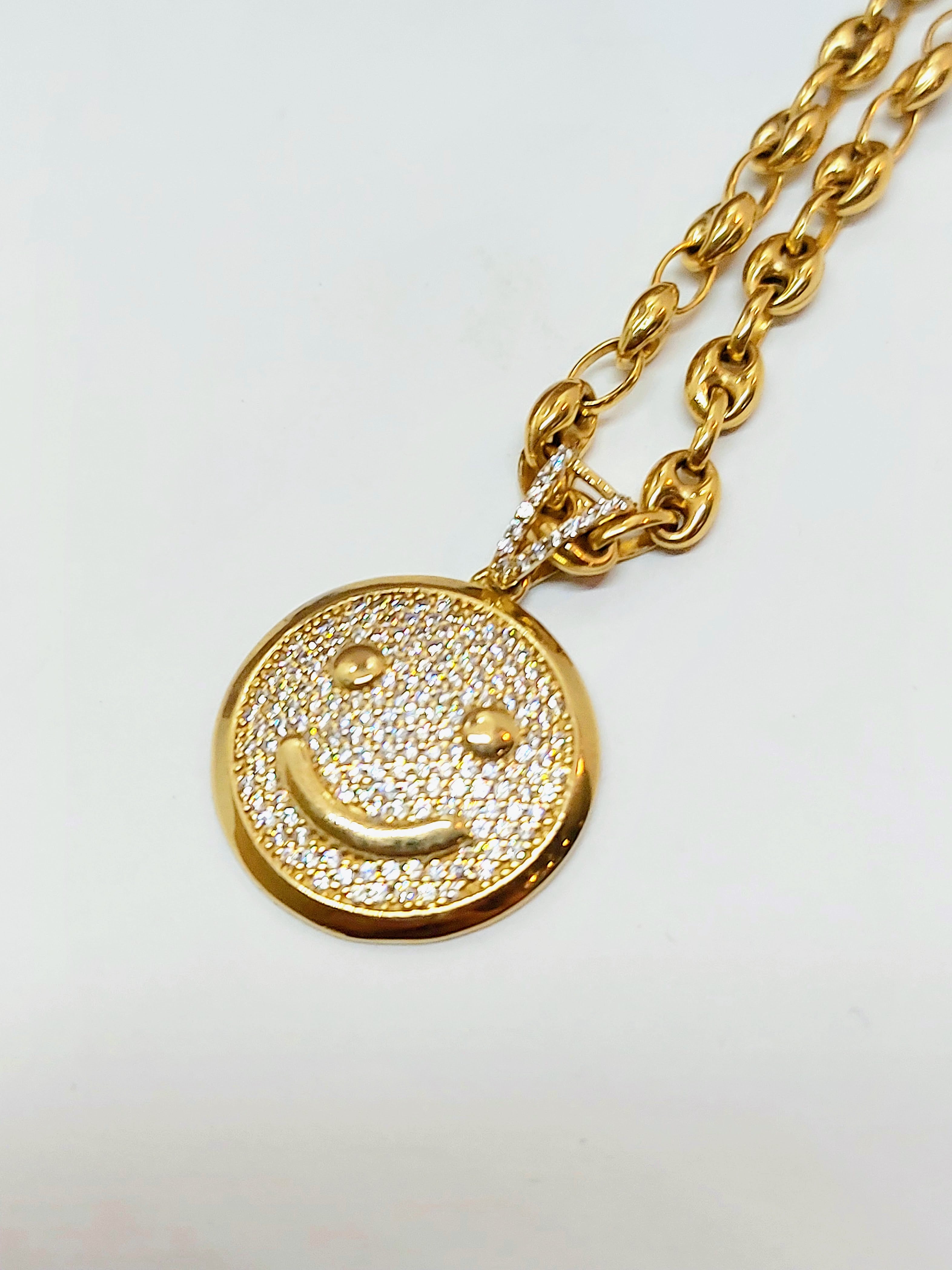 Pendentif Smiley en or massif 10 carats