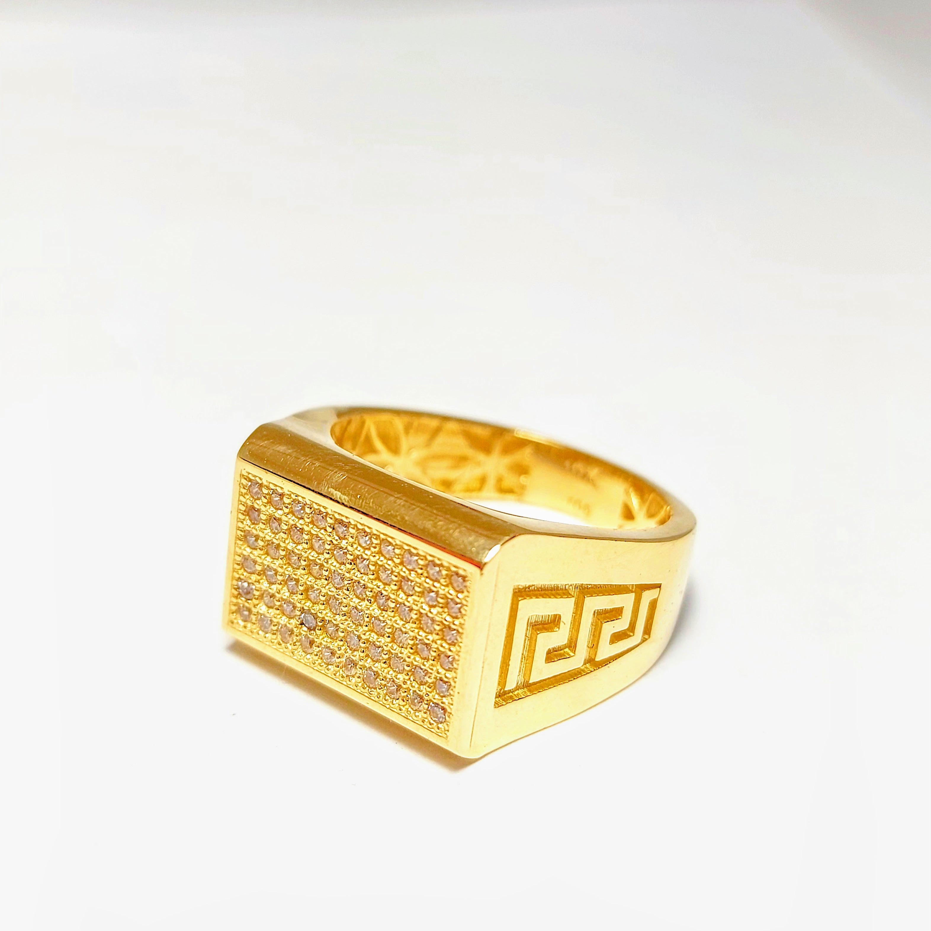 Bague en or 10K avec pierres CZ