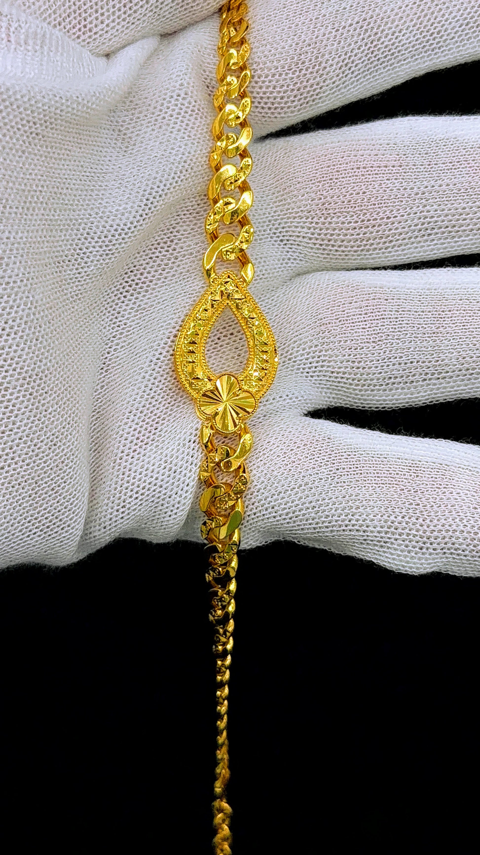 21k Gold Middle Eastern Wedding Set Jewelry