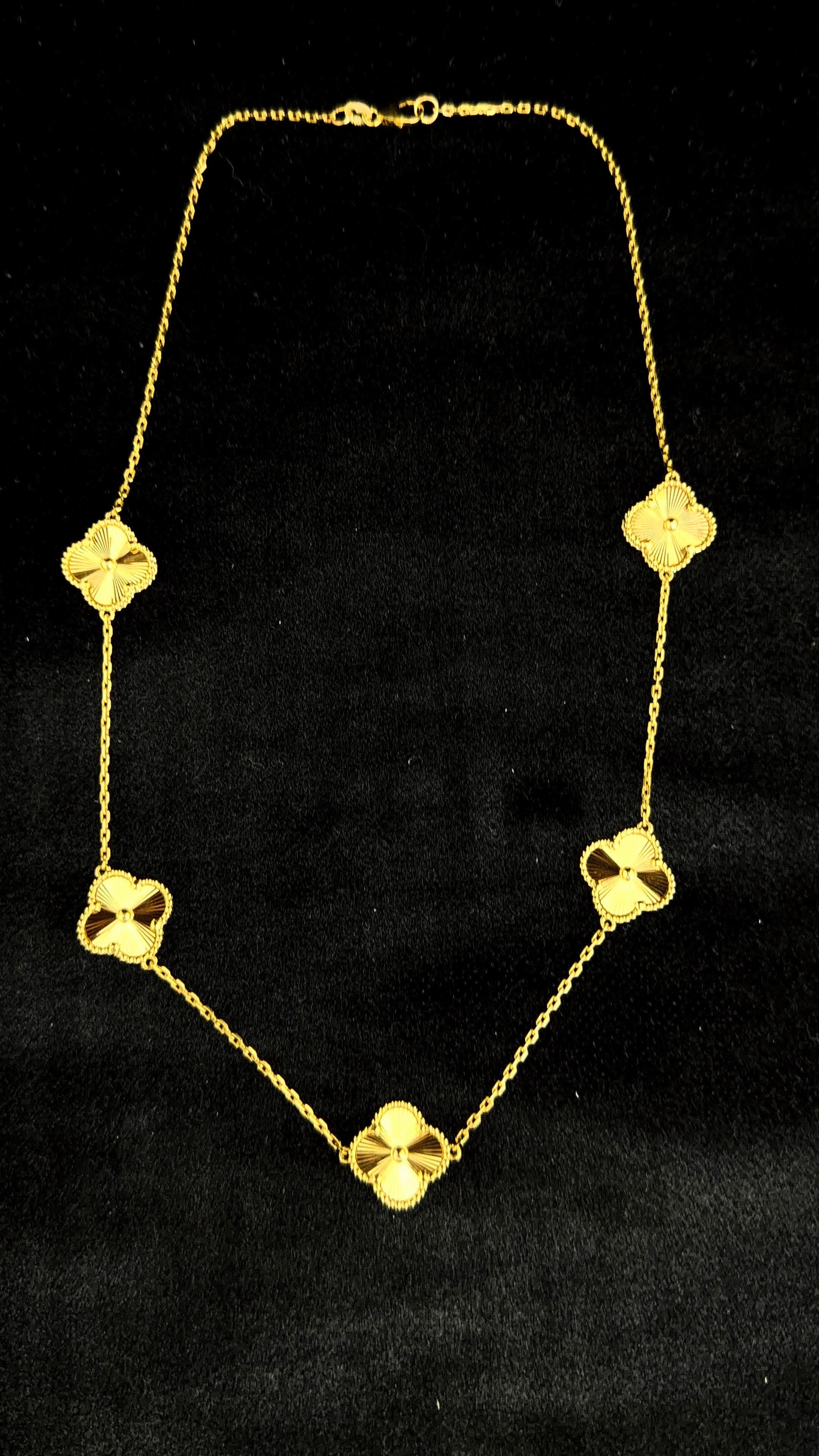 Collier trèfle 5 motifs en or 10K