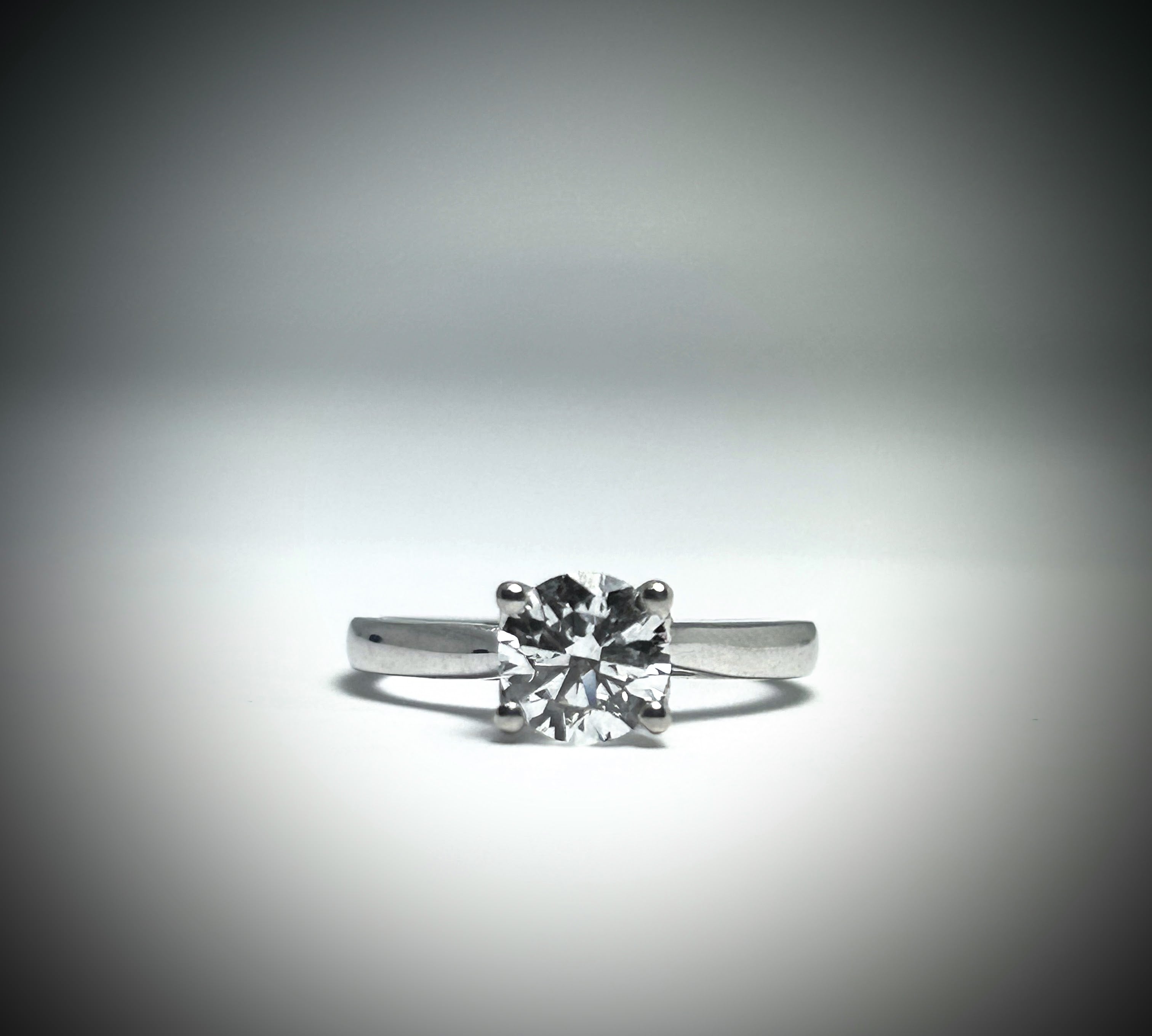 1ct Brilliant Round cut Lab diamond with 14k White Gold