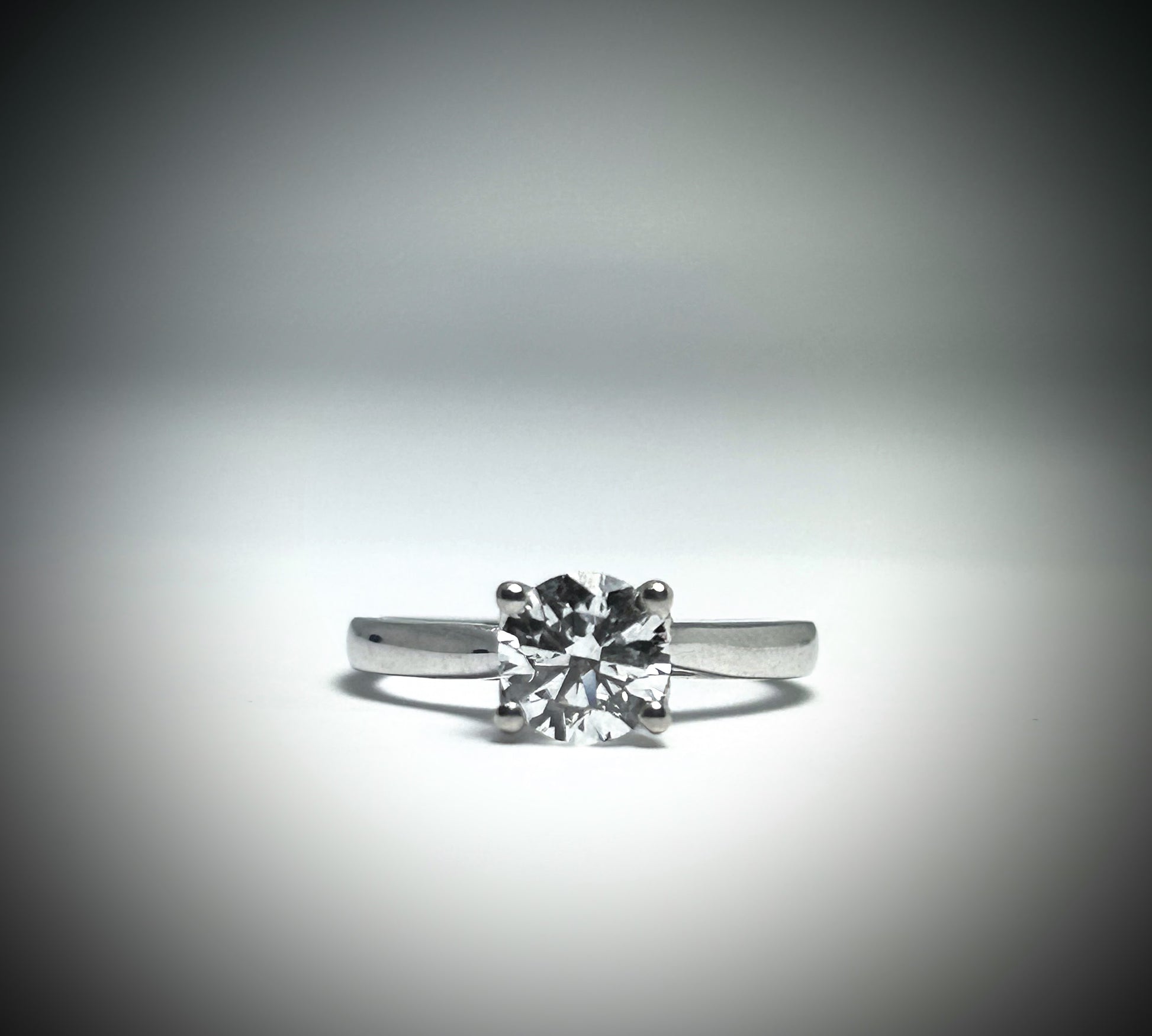 1ct Brilliant Round cut Lab diamond with 14k White Gold