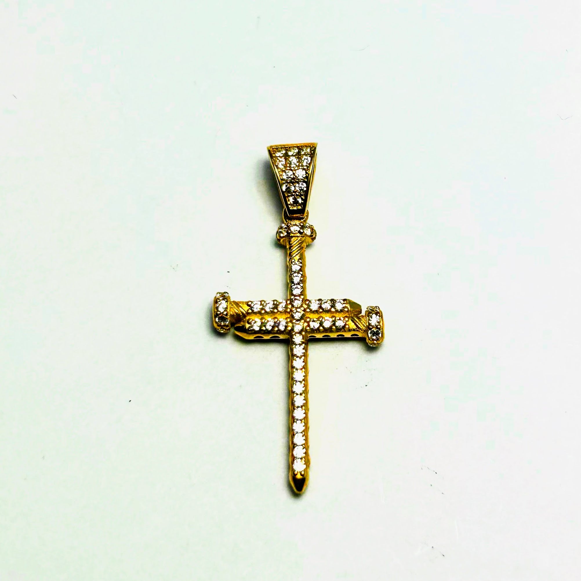 Pendentif croix en or 10K