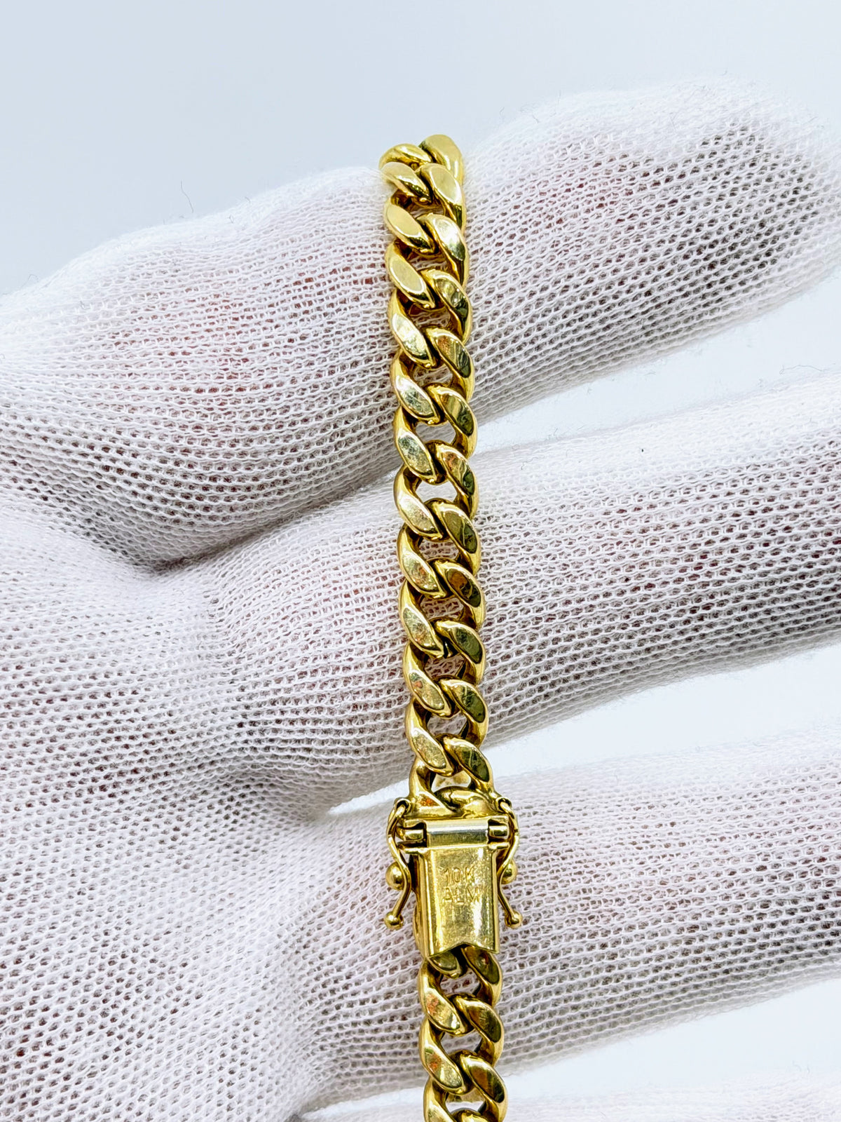 10k Gold Cuban Bracelet 6.8mm
