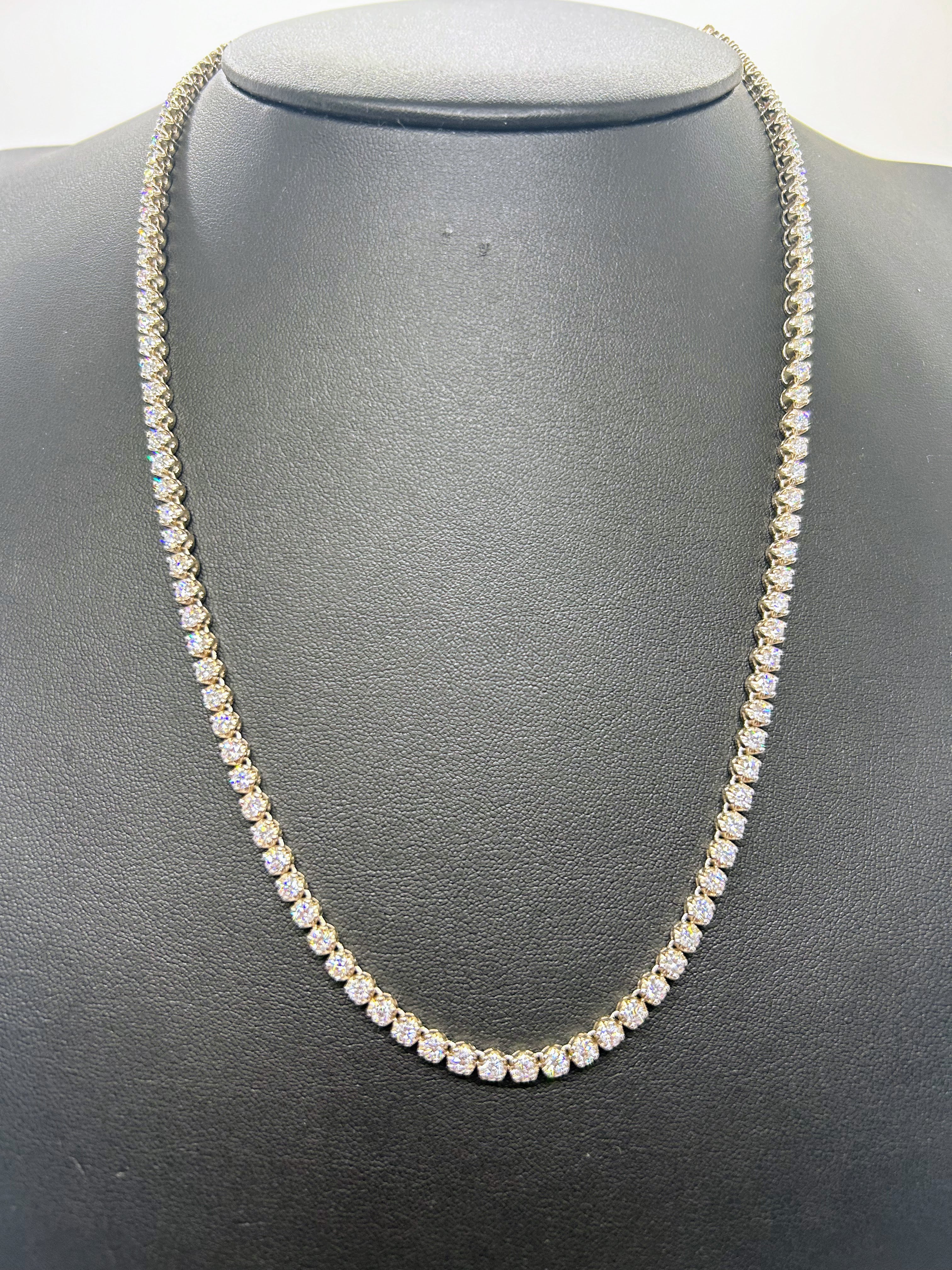 10k White Gold Tennis necklace 5 pointer