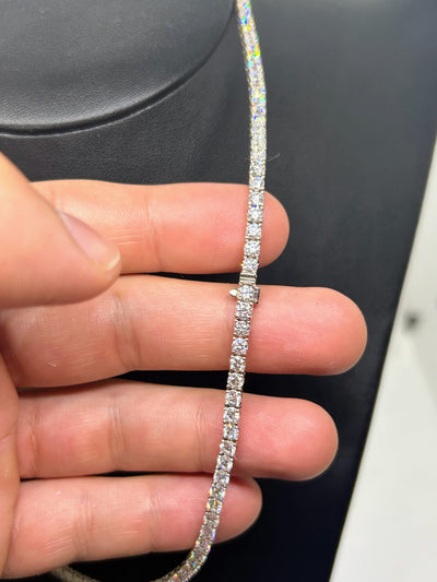 14k White Gold Tennis Necklace 10pts