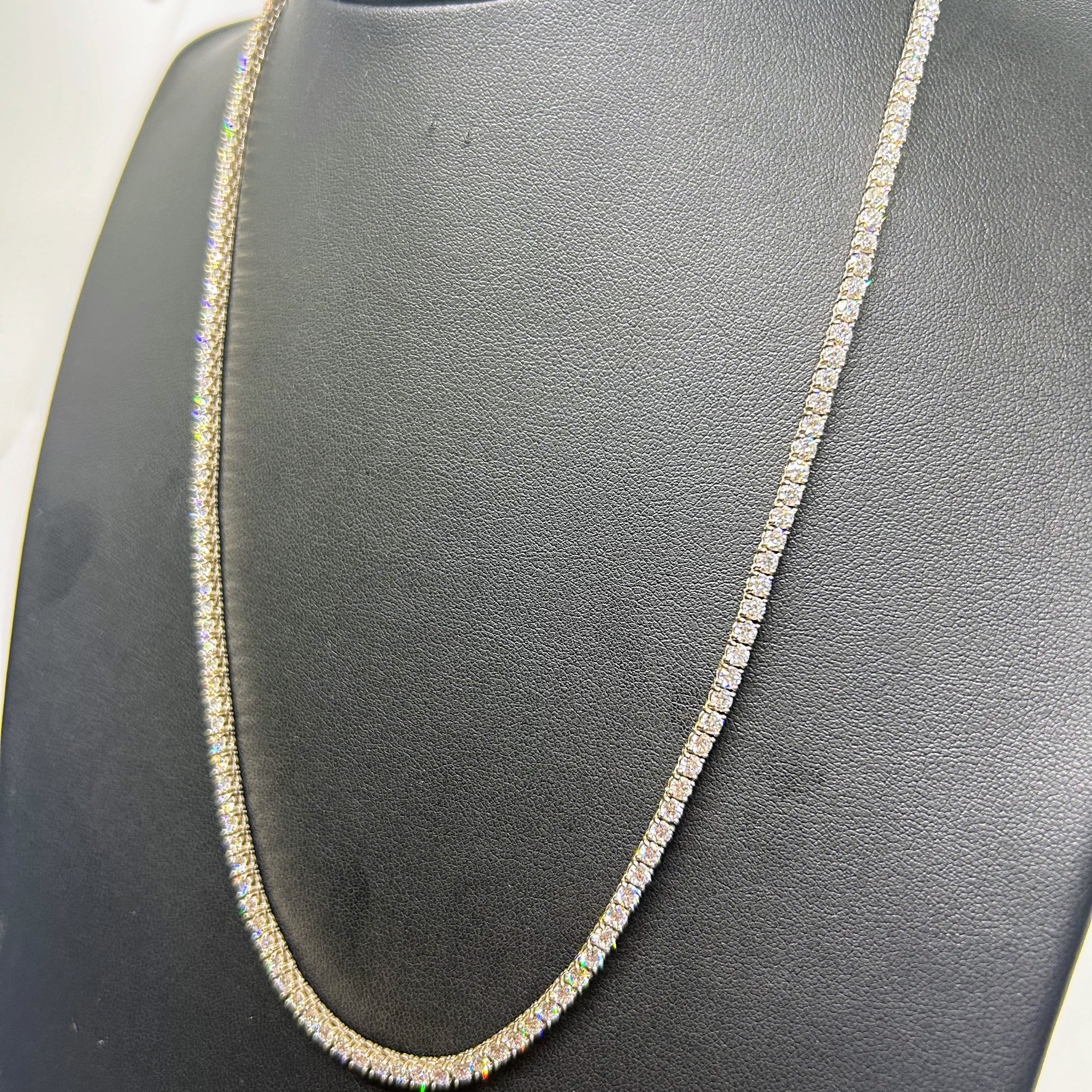 Collier tennis en or blanc 14k 5 pts