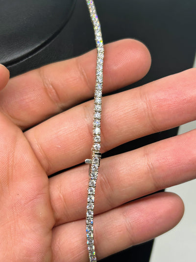 14k White Gold Tennis Necklace 5 pts