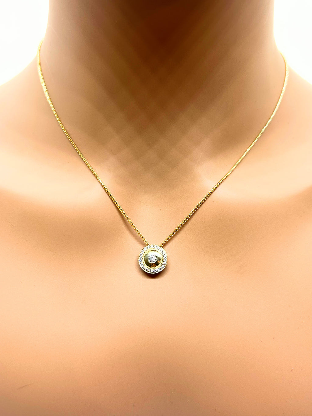 10k Gold Fine Necklace with Round Pendant