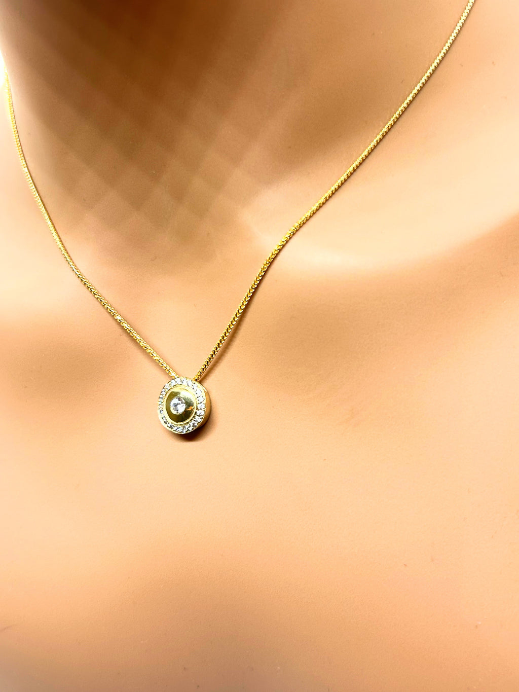 10k Gold Fine Necklace with Round Pendant