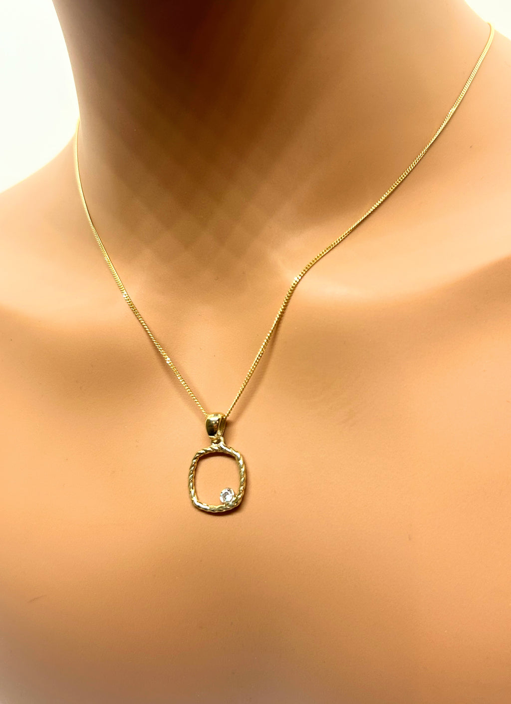10k Gold Necklace with square pendant