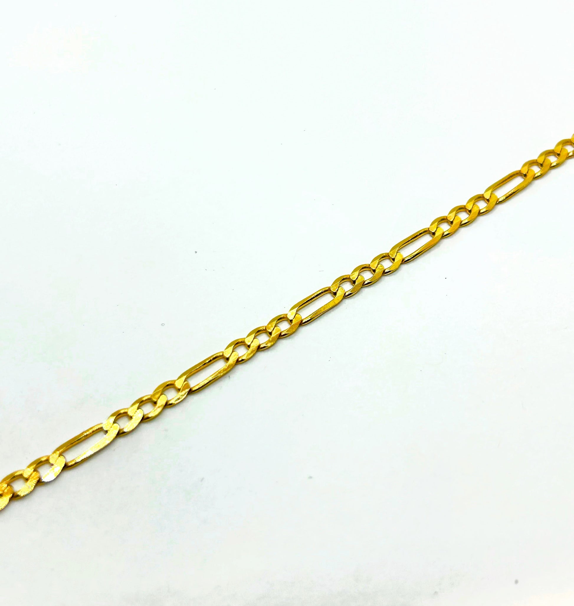 18k Gold Figaro Bracelet ~4mm