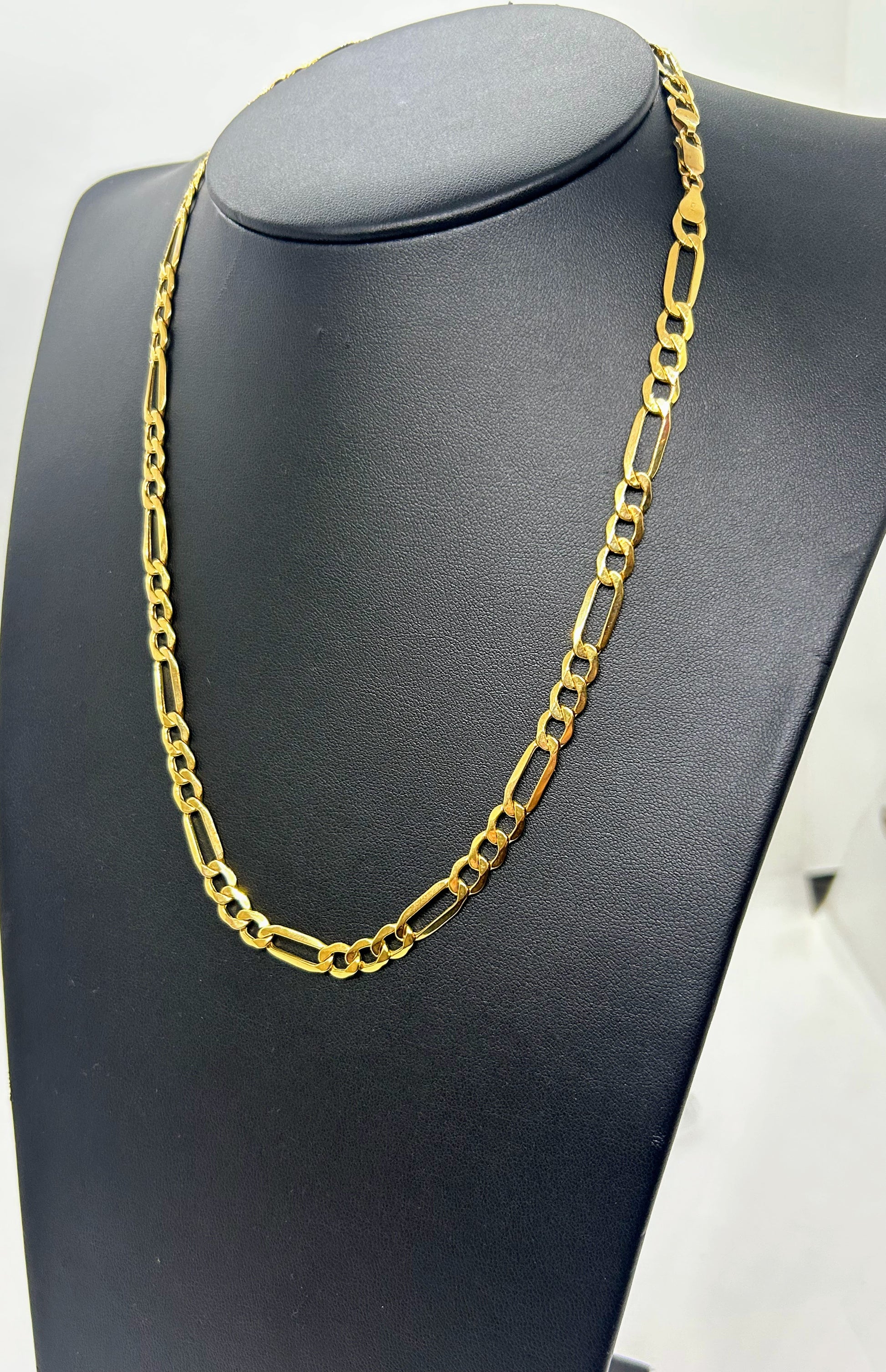 10k Gold Figaro chain 6.5mm