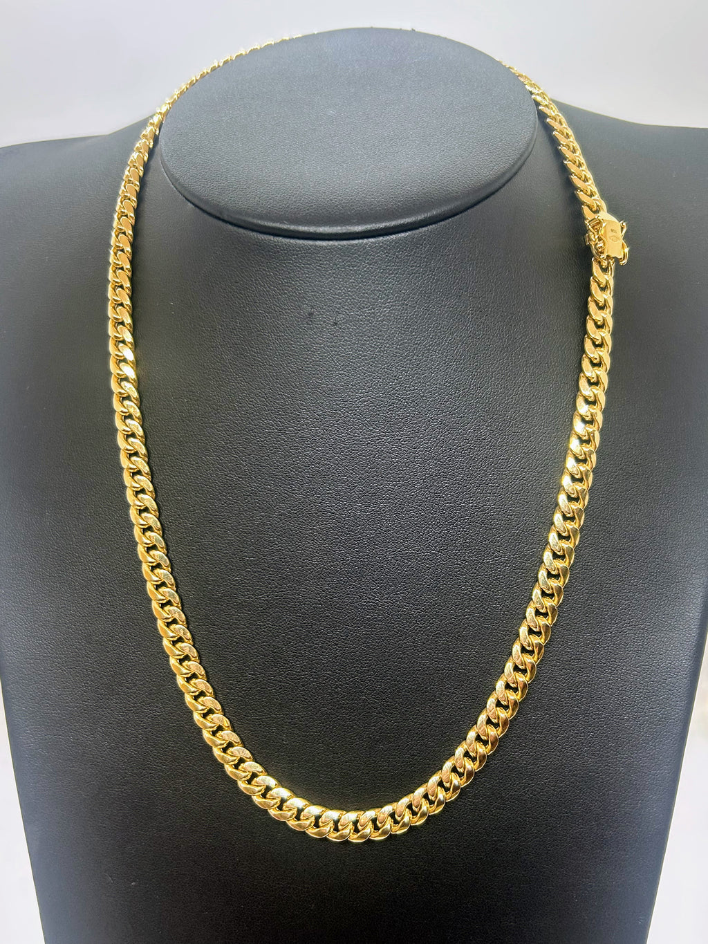 10k Gold Cuban chain ~7mm