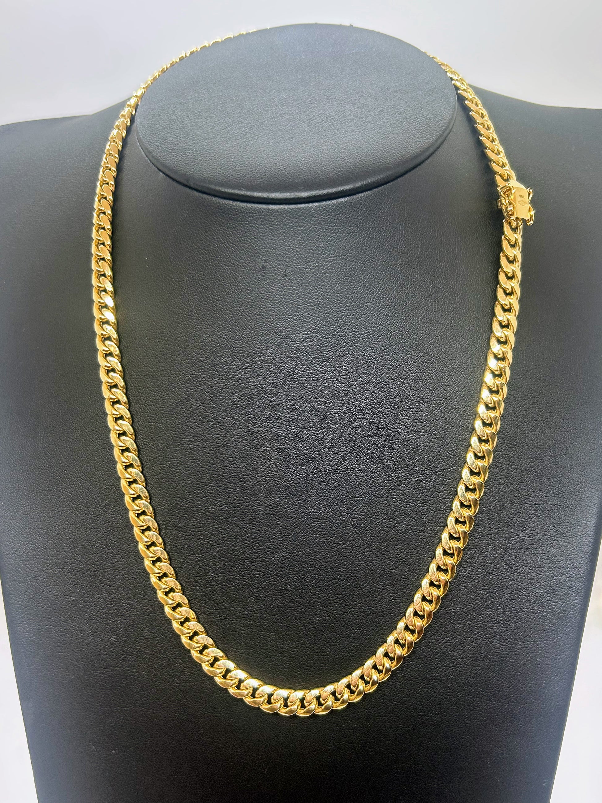 10k Gold Cuban chain ~7mm