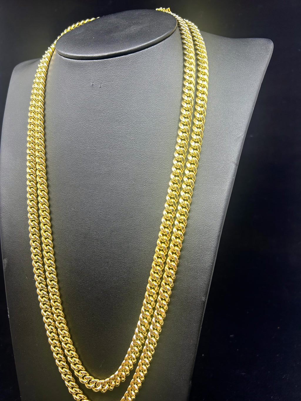 10k Gold Cuban Chain ~7.6mm