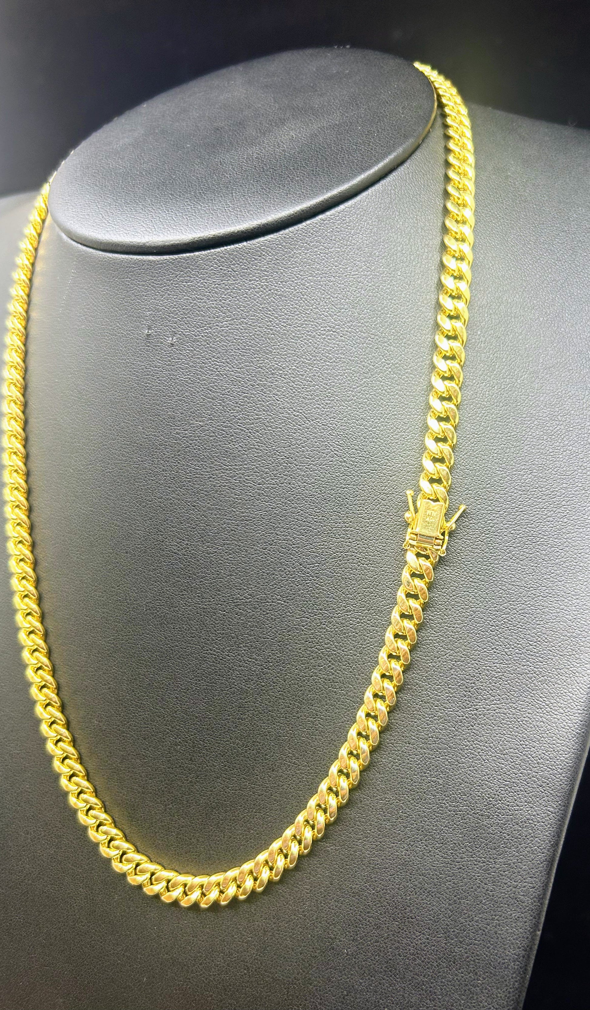10k Gold Cuban chain ~6mm