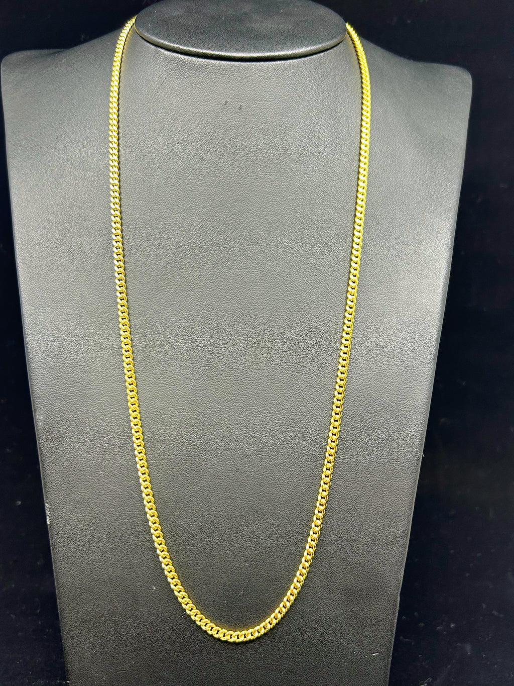 10k Gold Cuban chain ~4mm wide