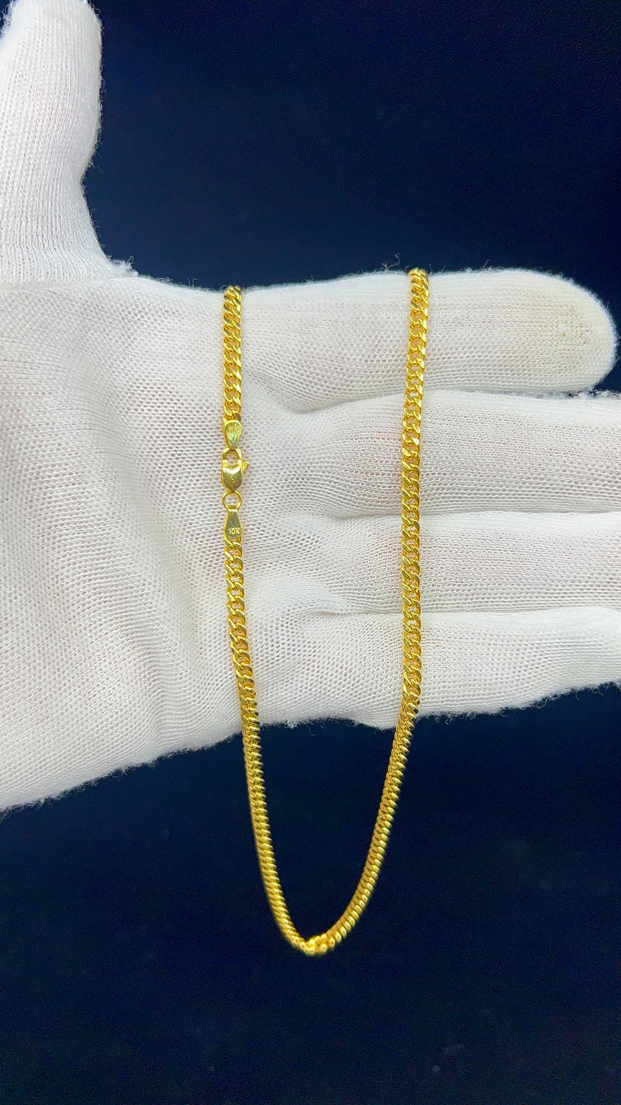 10k Gold Cuban chain Semi-Solid ~4mm wide