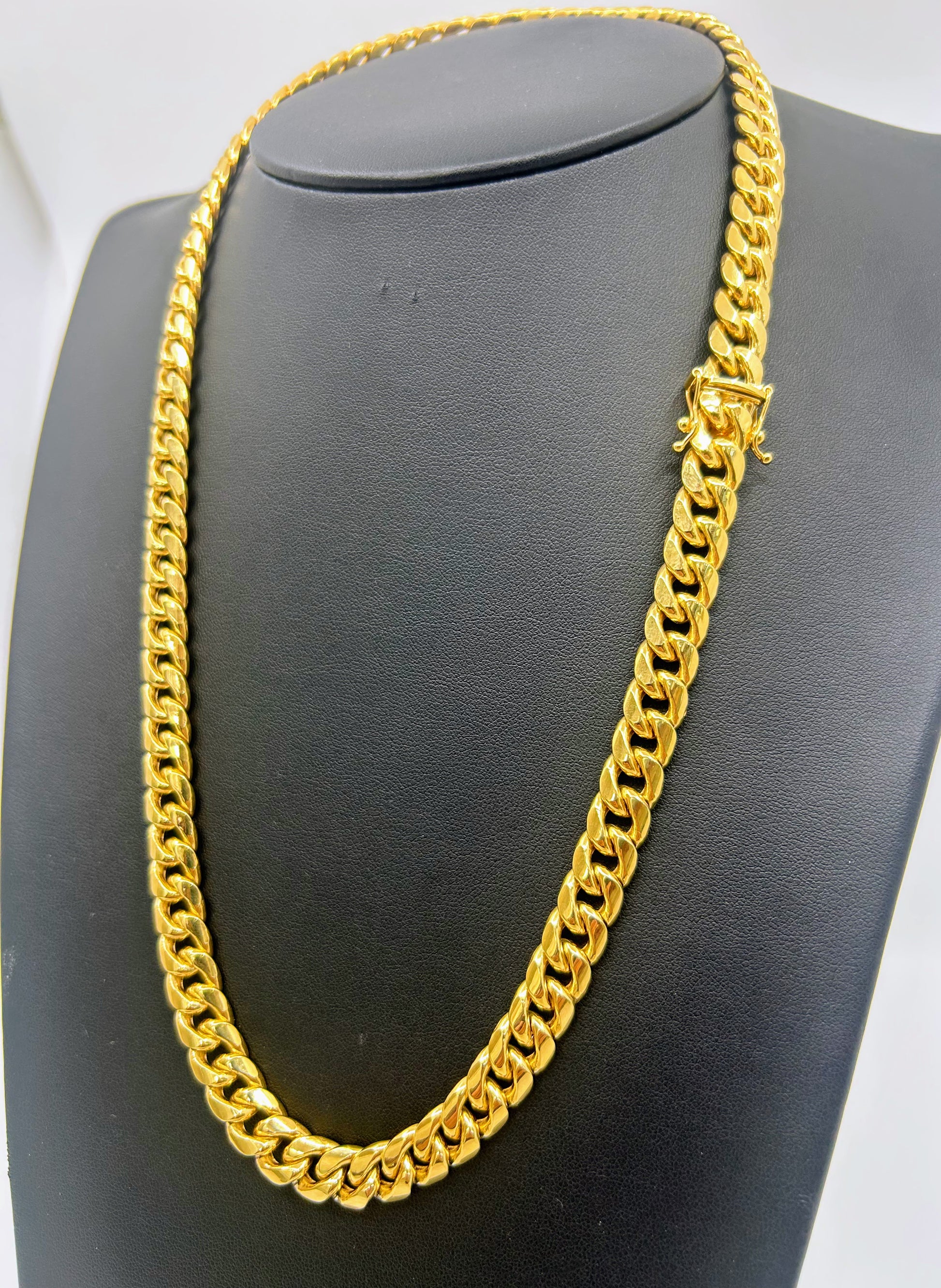 10k Gold Cuban Chain ~9.5mm