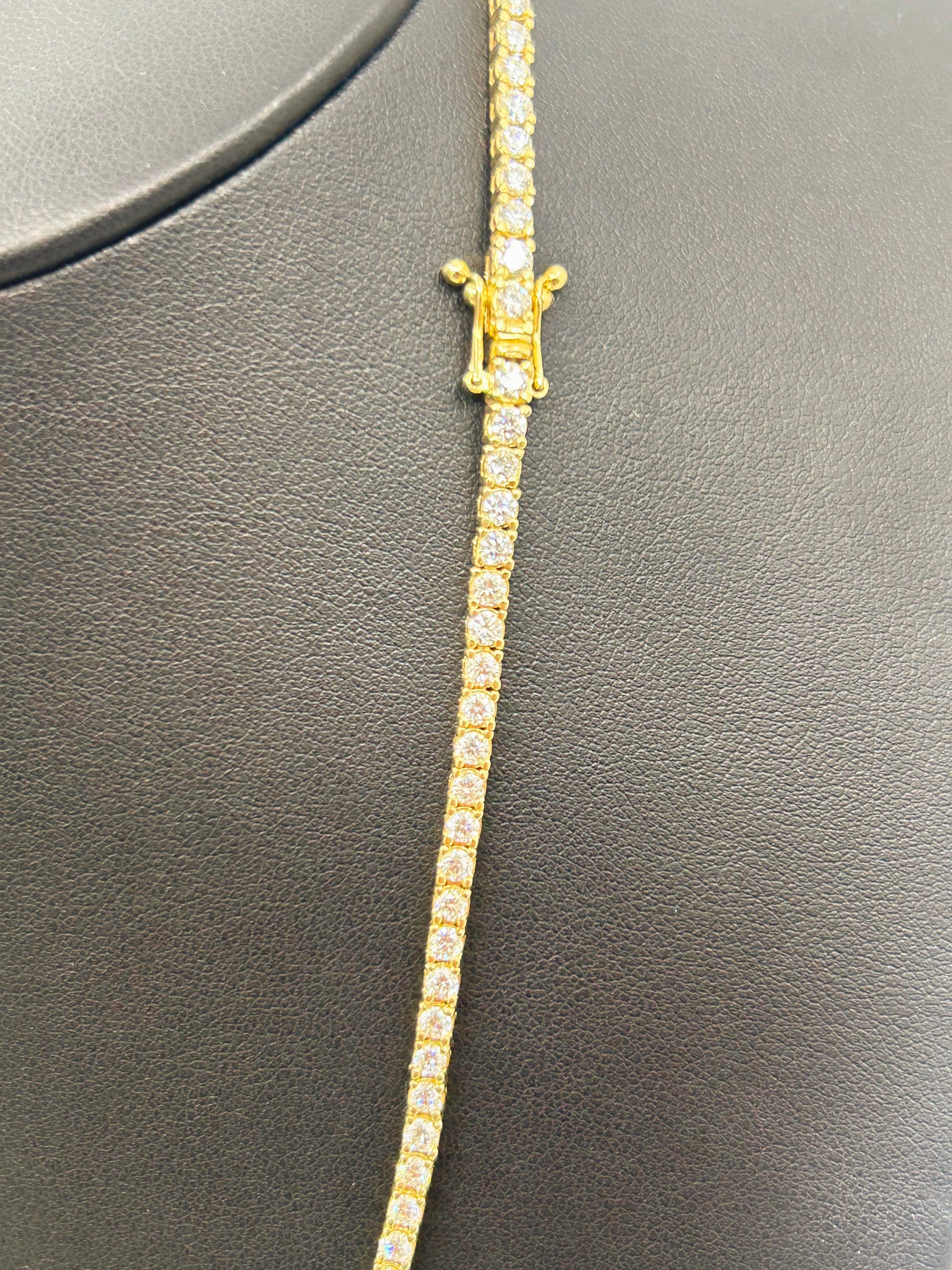 10k Gold Tennis Necklace 5 pointer Lab Diamonds