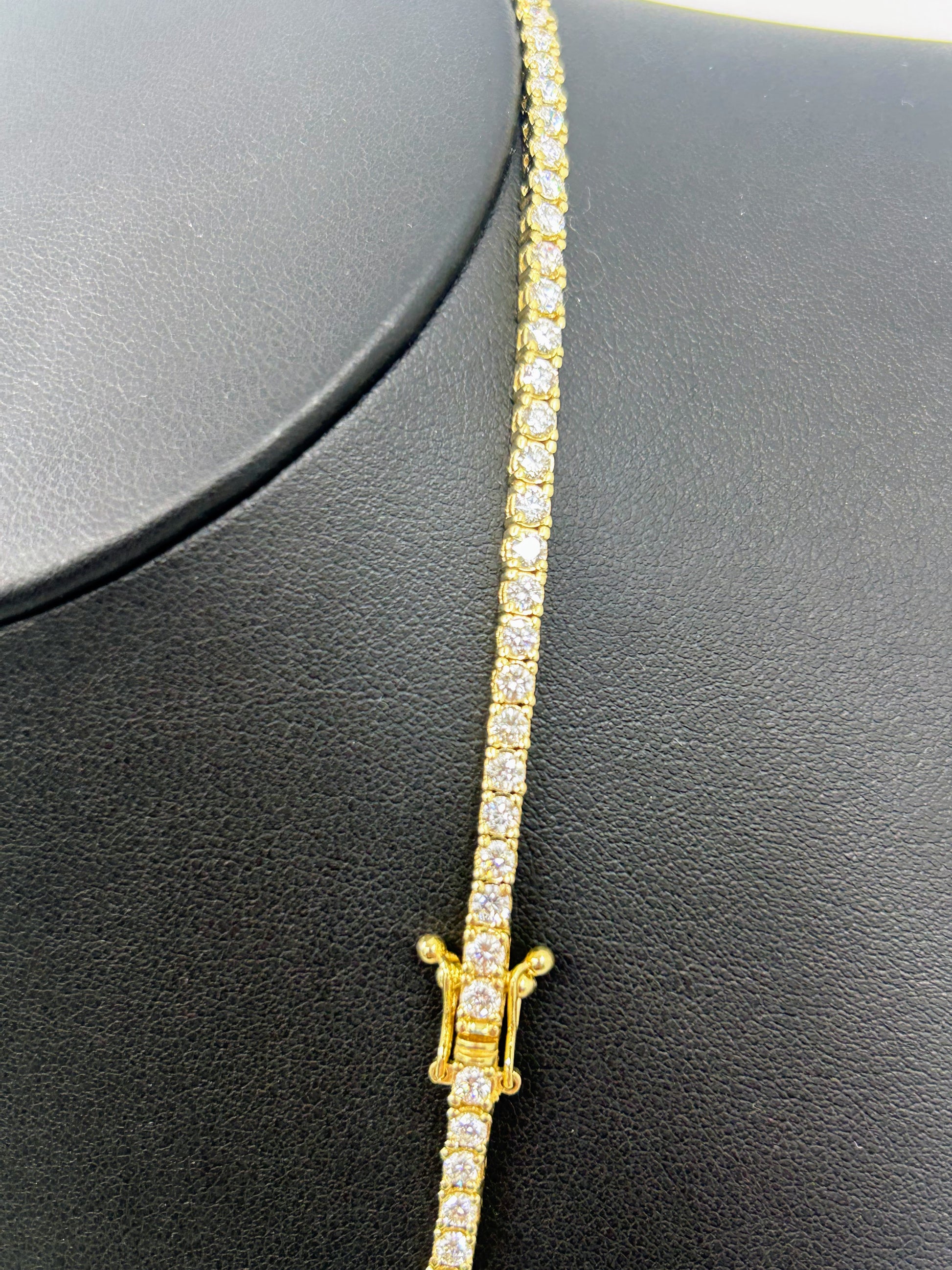 10k Gold Tennis Necklace 5 pointer Lab Diamonds