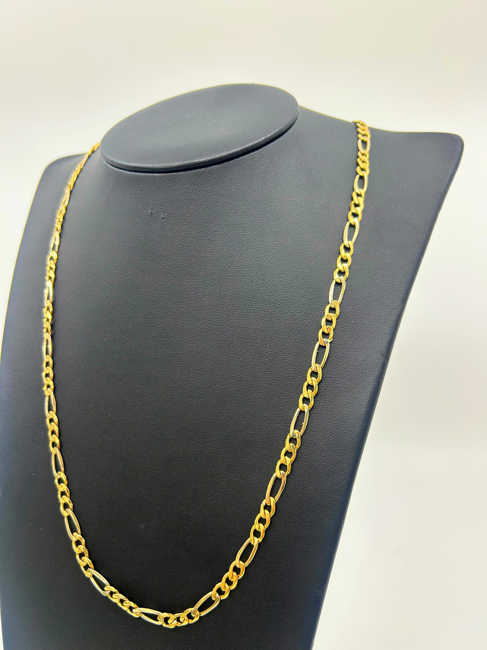 10k Gold Solid Two Tone Figaro Chain ~5.5mm. 90$ per gram