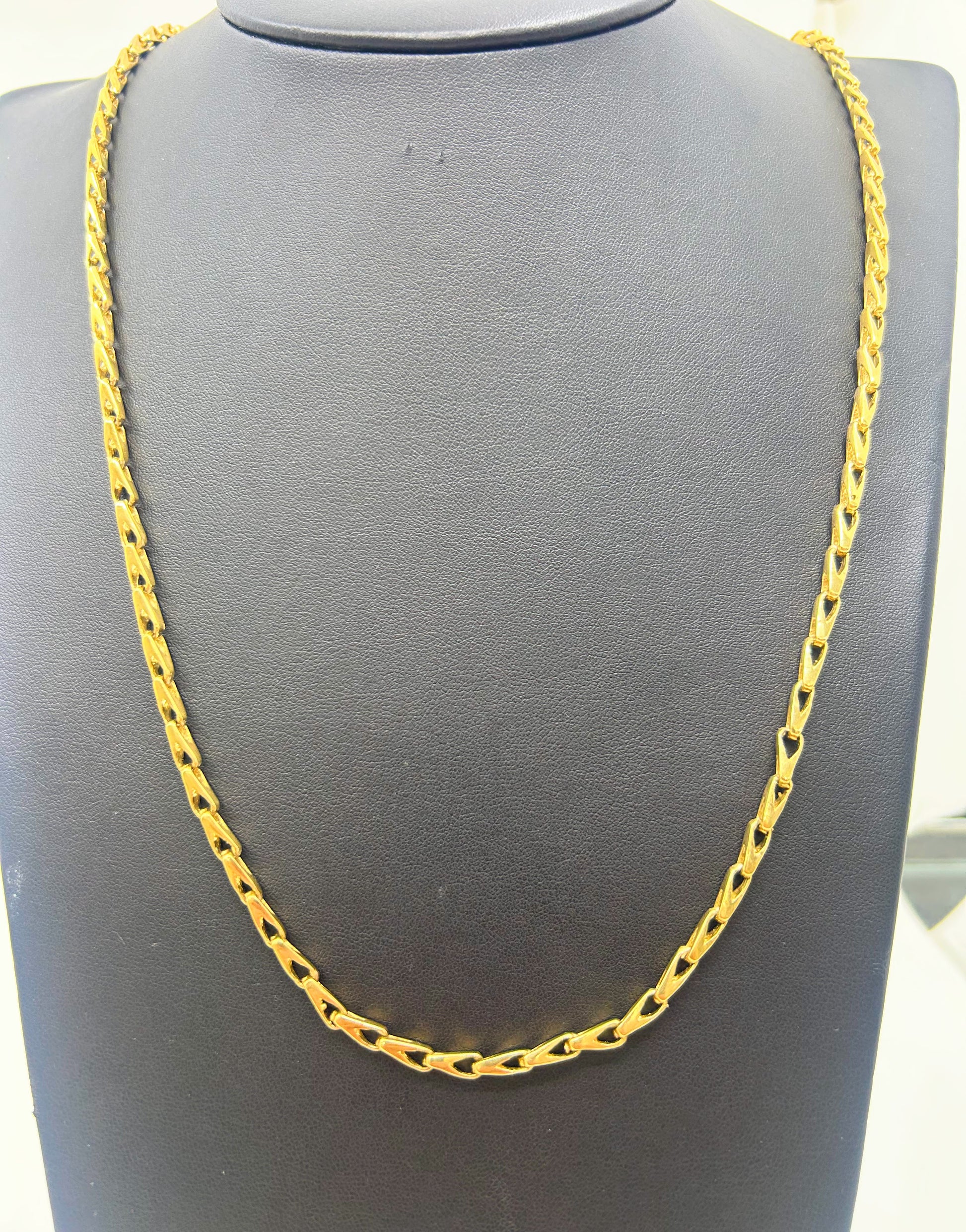 10k Gold Bullet Chain ~4mm 90$ the gram