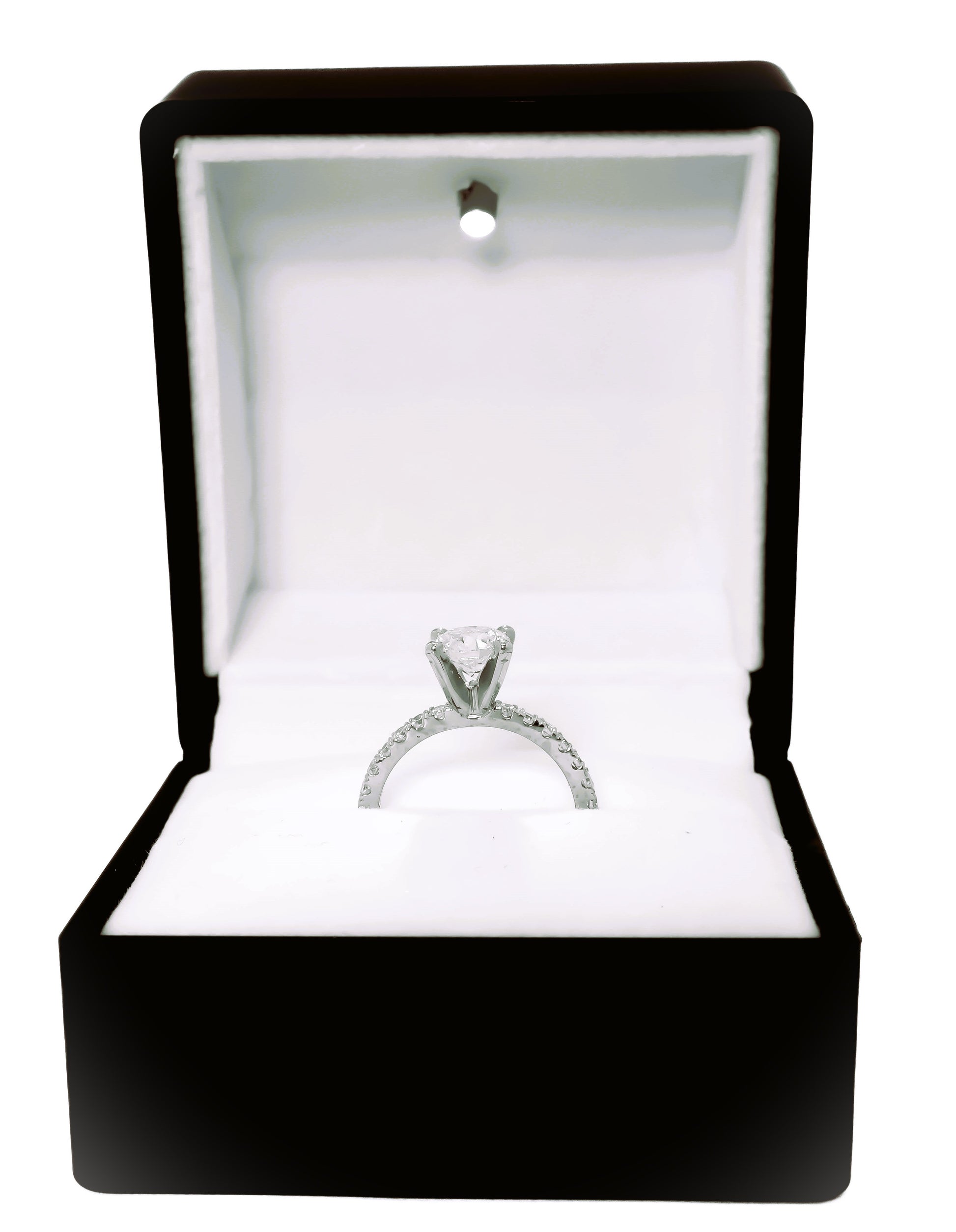 18k White Gold Solitaire Engagement Ring 1ct Round cut lab diamond