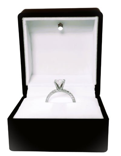 18k White Gold Solitaire Engagement Ring 1ct Round cut lab diamond