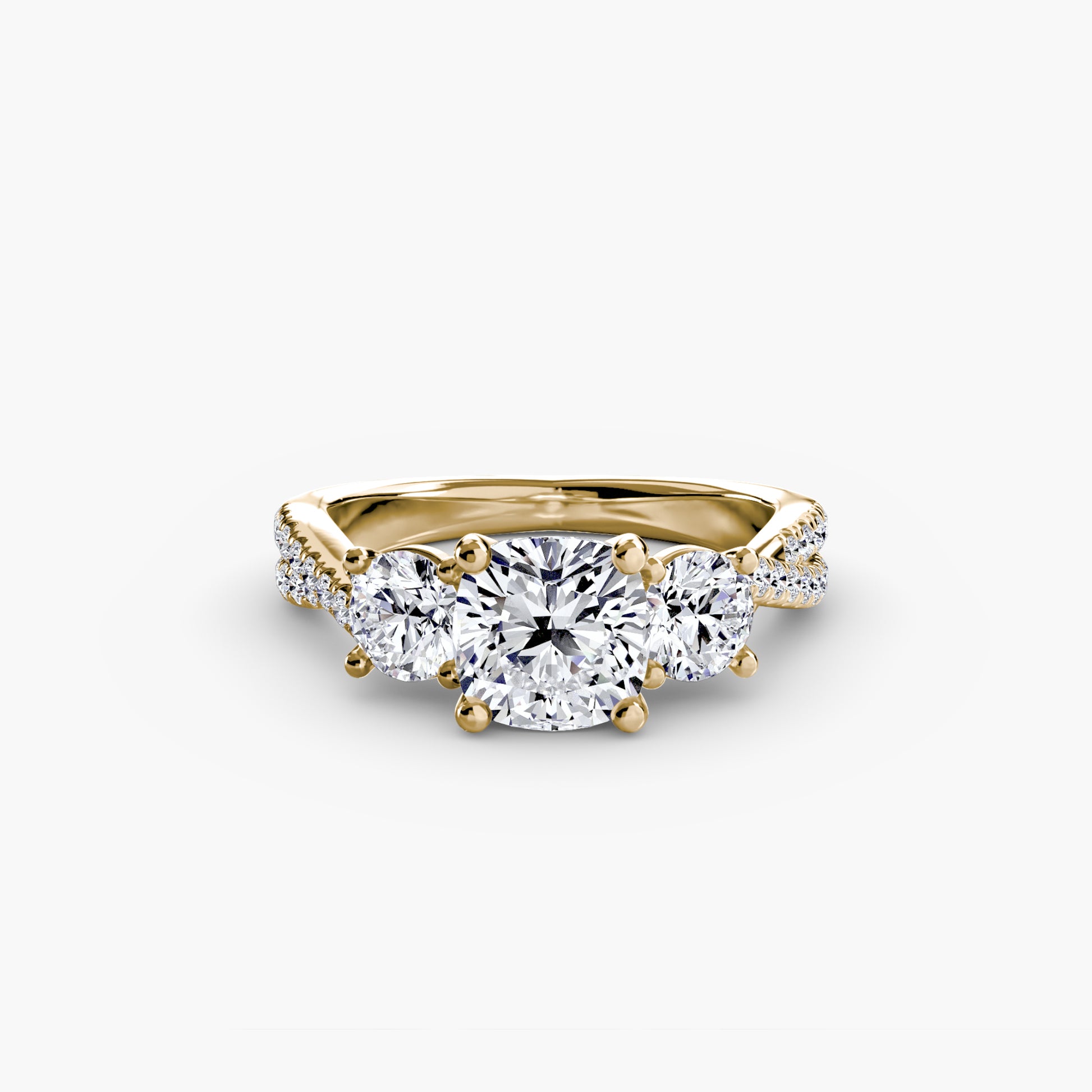 Bague à trois pierres avec pavé 2