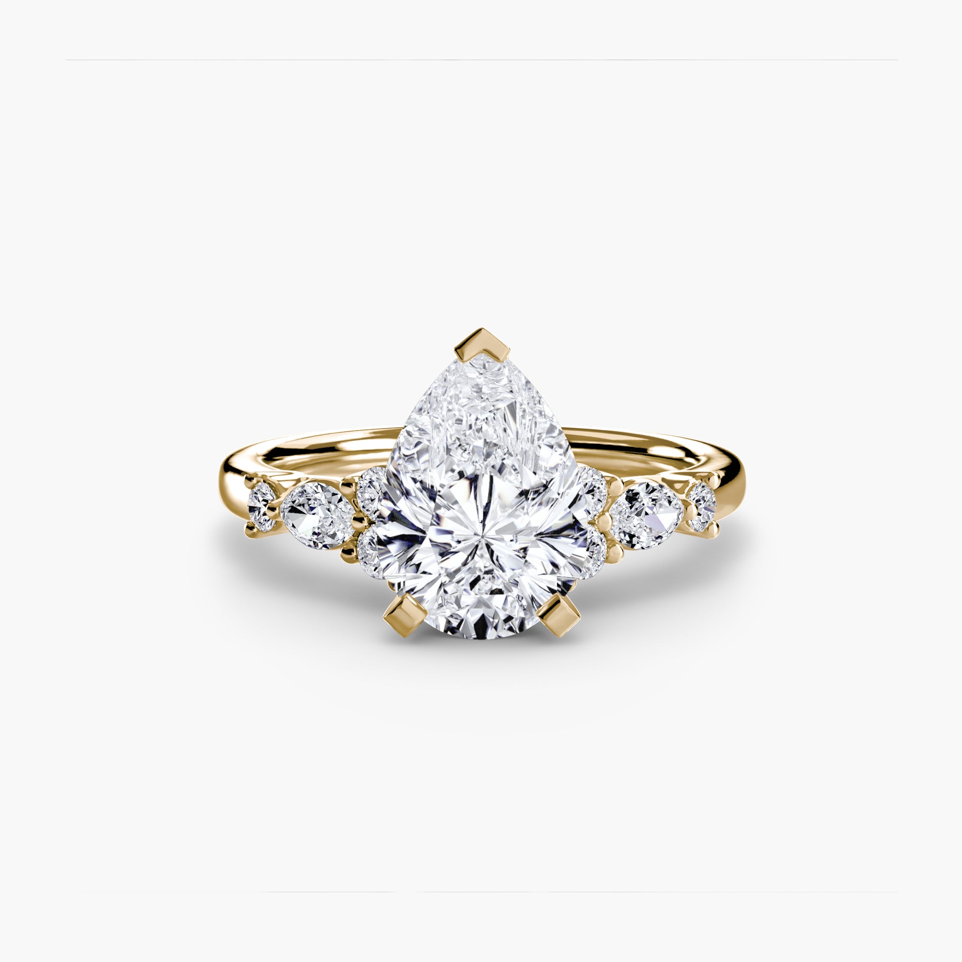 Le Solitaire Accent Floral