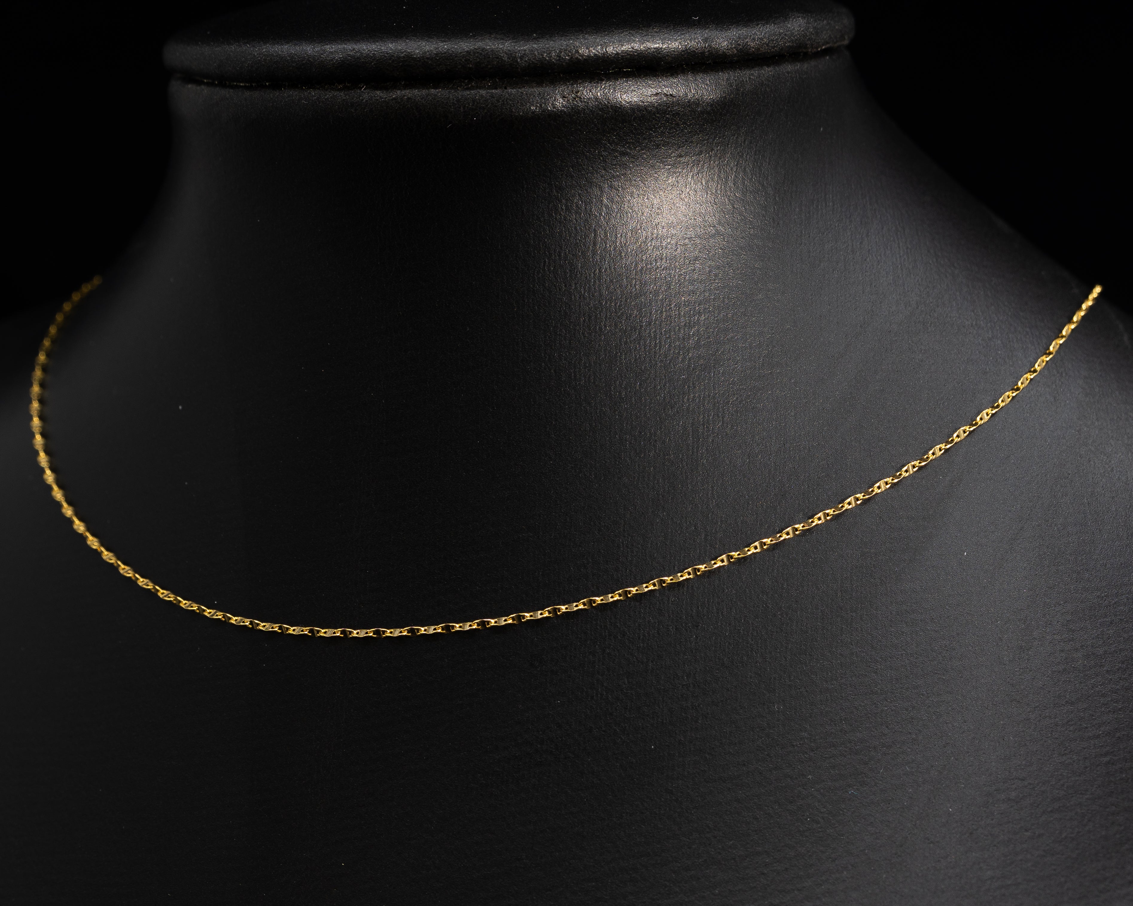 10k Gold Thin Mariner Chain 1.2mm