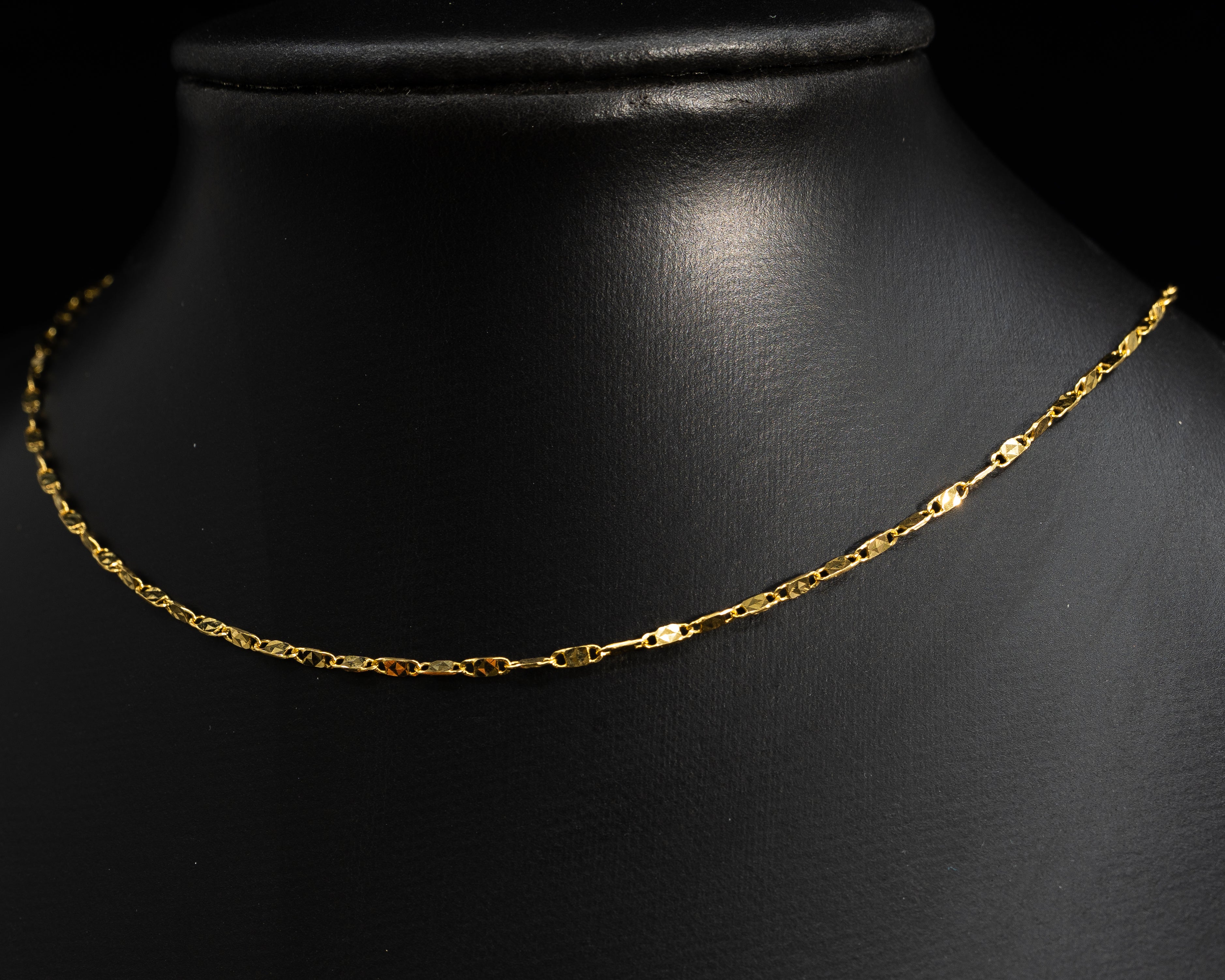 10k Solid Gold Unique Diamond cut Necklace 1.9mm