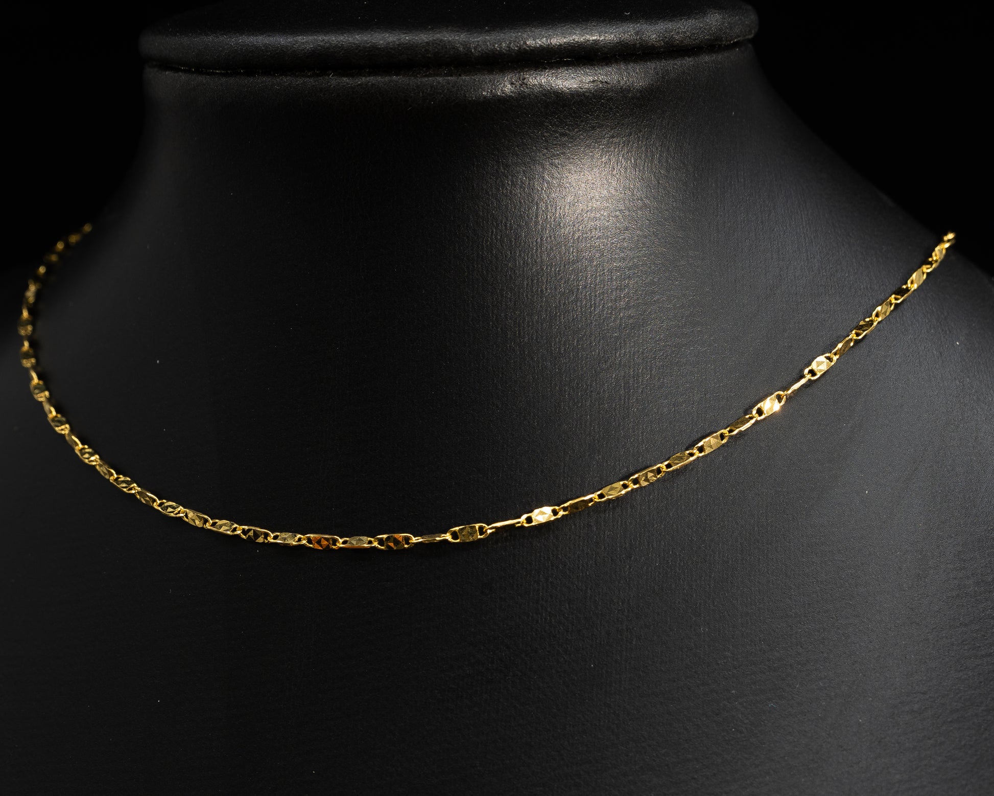 Collier unique en or massif 10 carats avec coupe diamant 1,9 mm