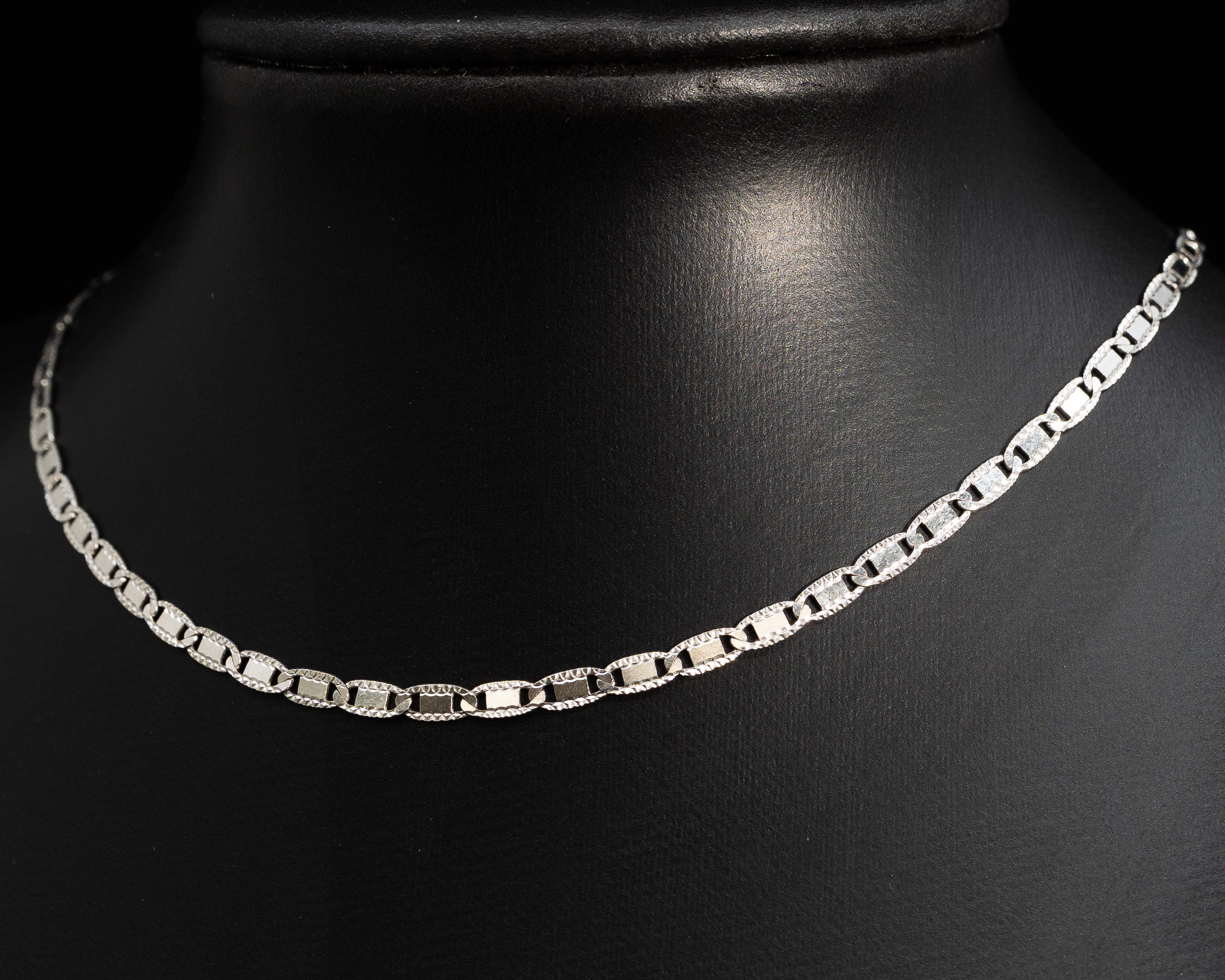 10k White Gold Solid Mariner Chain with diamond cut 3.4mm