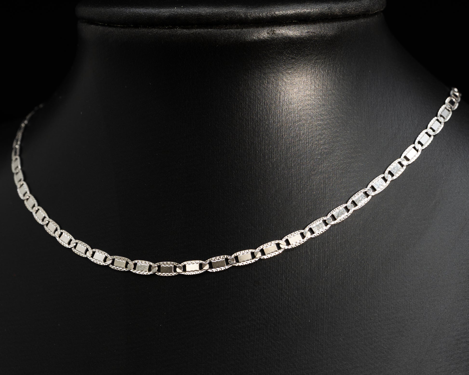 10k White Gold Solid Mariner Chain with diamond cut 3.4mm