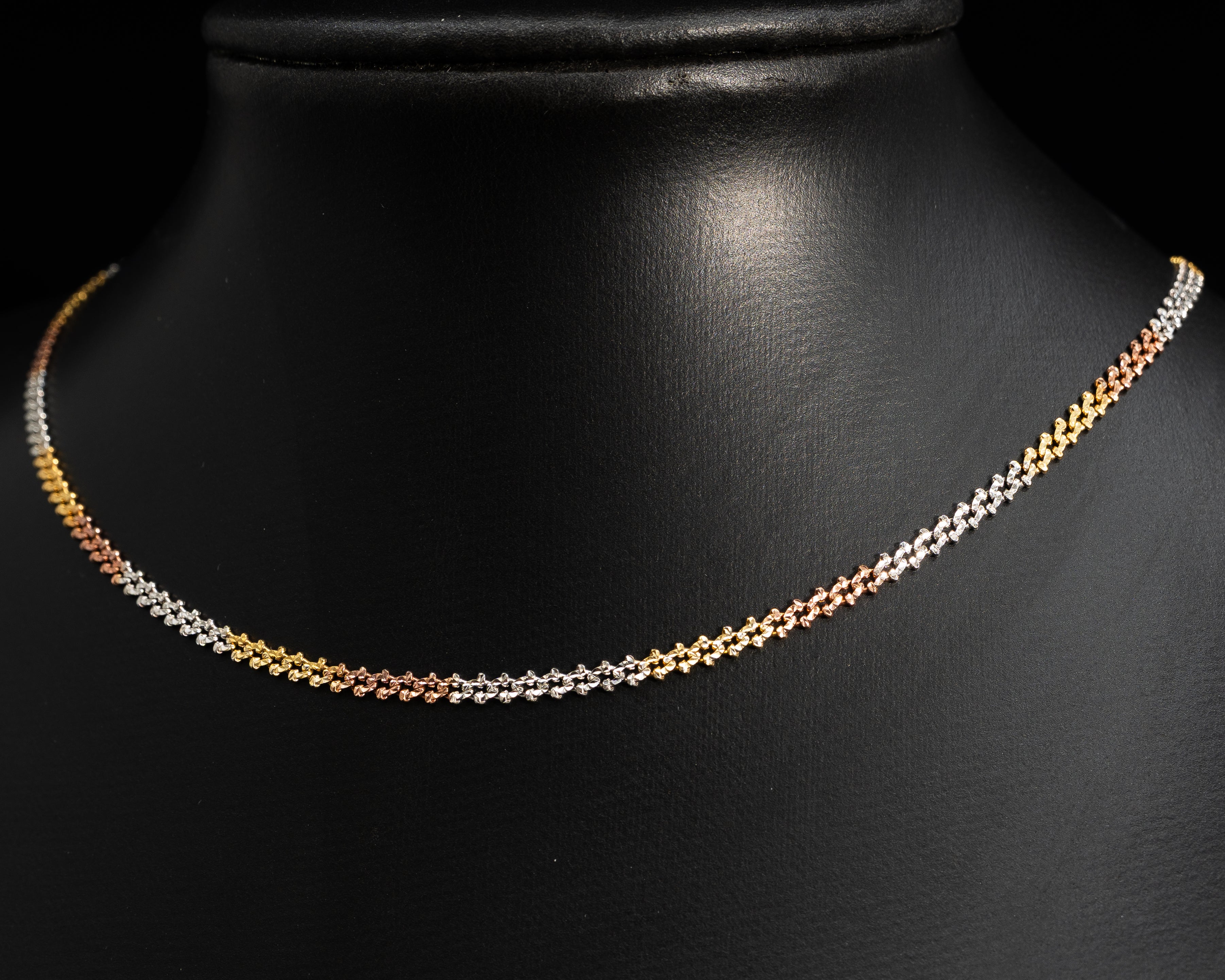 Curb link Chain Necklace | Panther Jewelry Montreal – Bijouterie