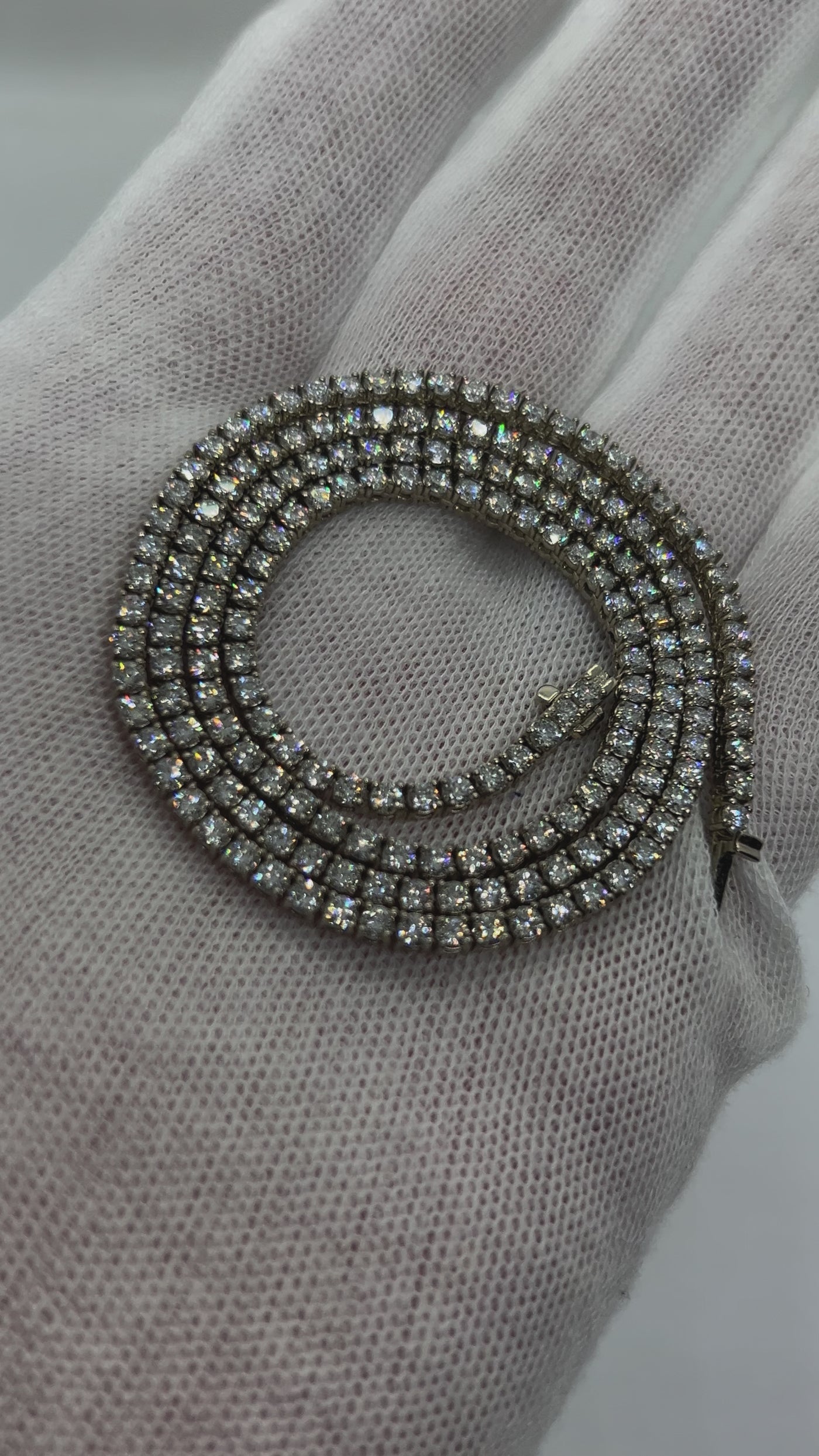 14k White Gold Tennis Necklace 5 pts