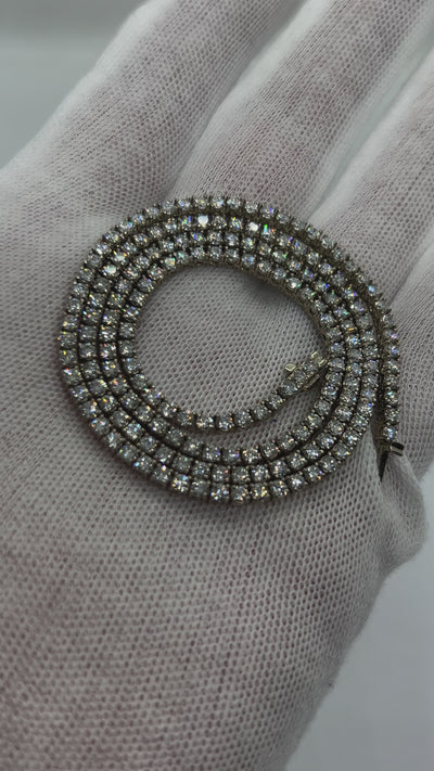 14k White Gold Tennis Necklace 5 pts